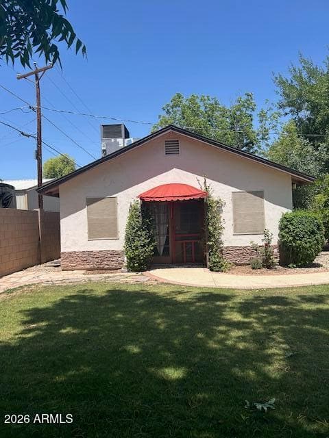 7034 N 23rd Dr — photo 1