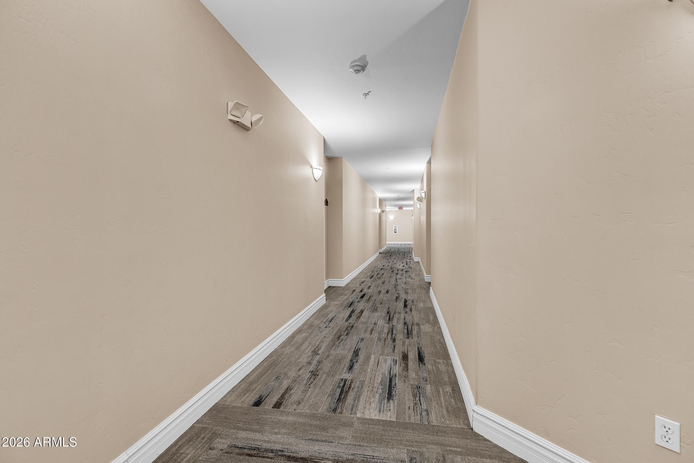 5450 E DEER VALLEY E DR - Photo 3