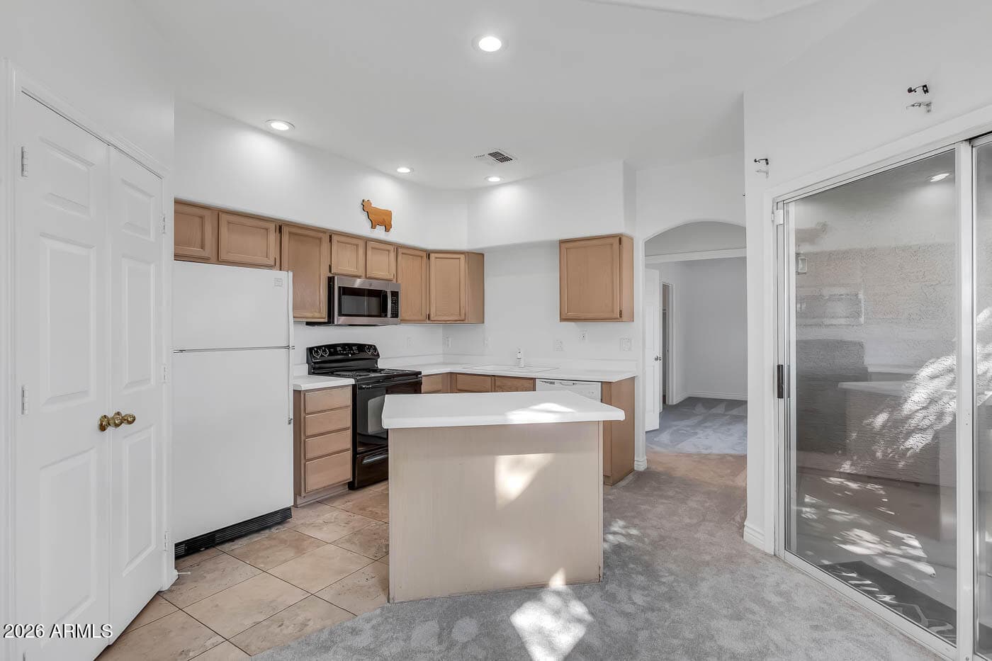 500 N Roosevelt Ave 40 — photo 2
