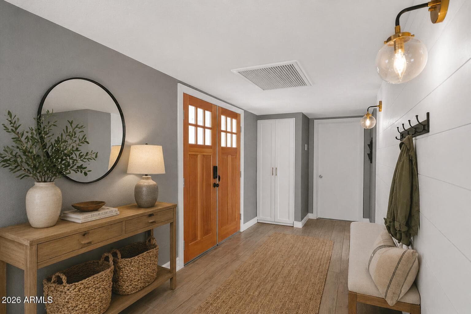 2343 W De Palma Circle — photo 2