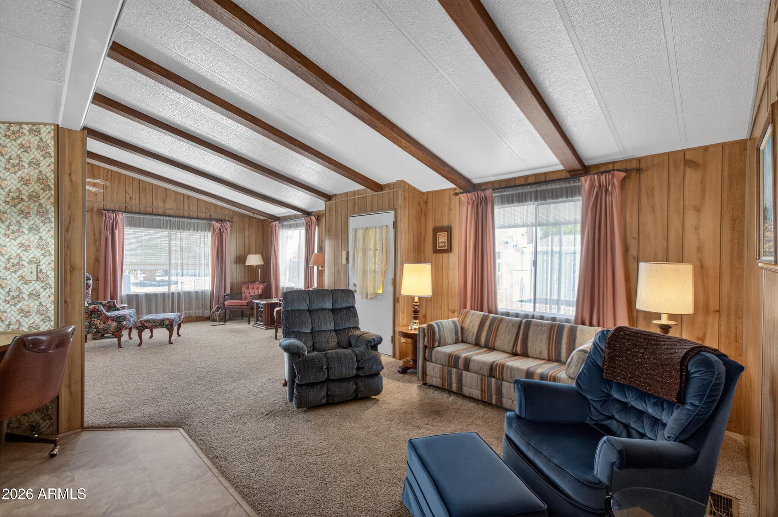 5504 E ARCADIA AVE - See more photos