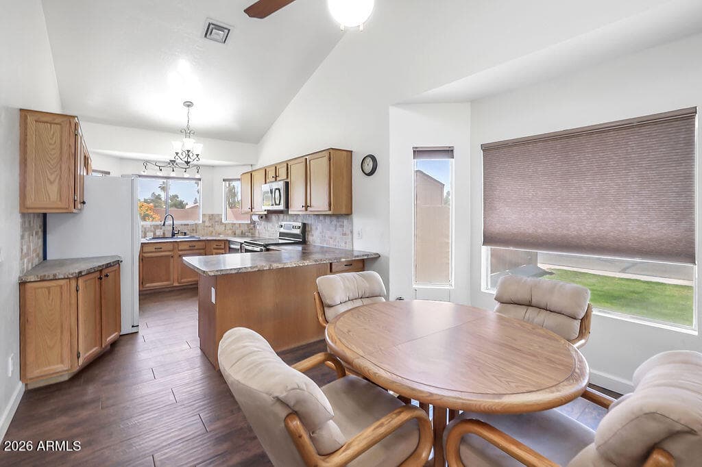 703 N BRANDON DR - Photo 5