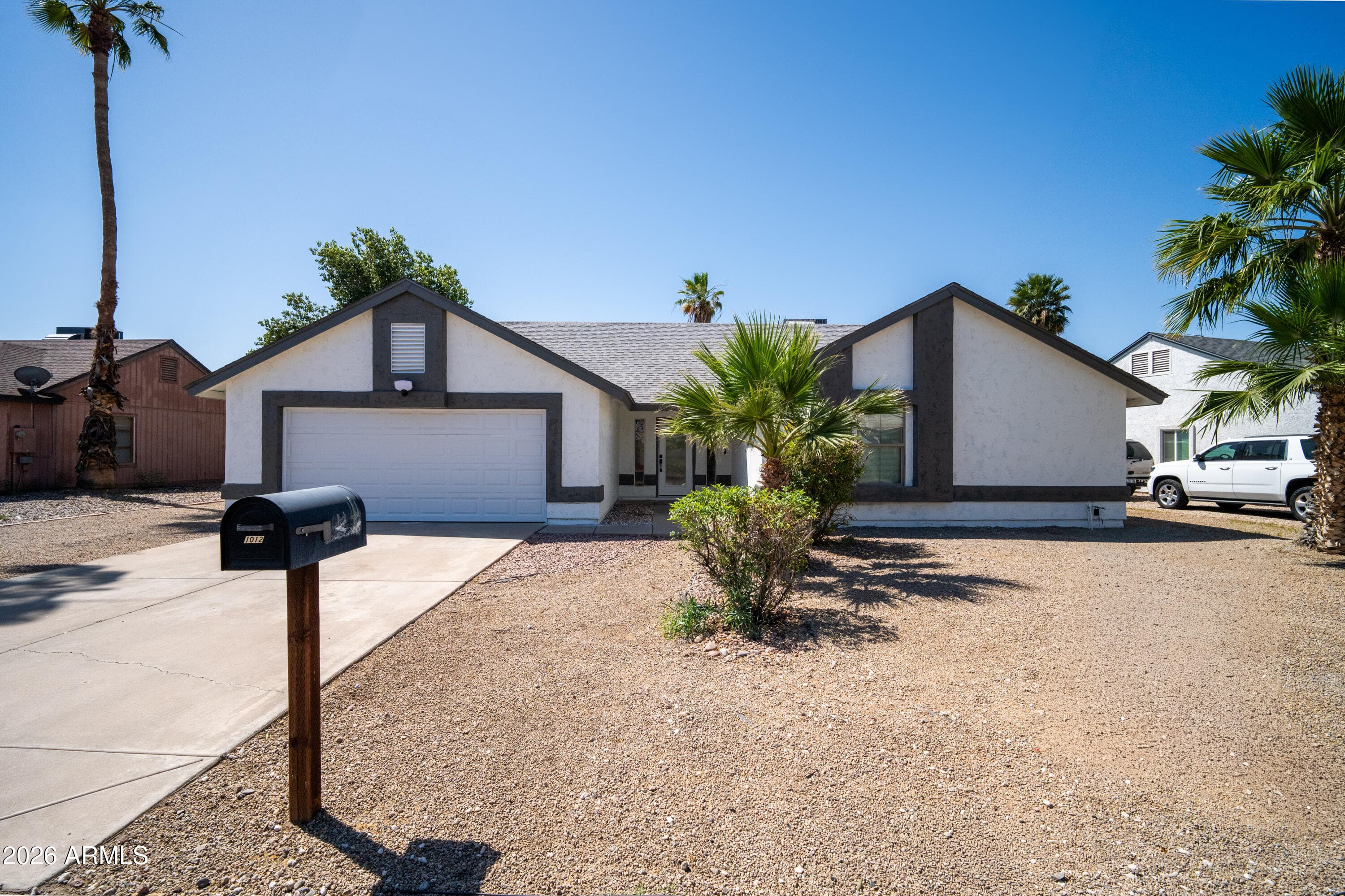 10129 W Mariposa St — photo 1