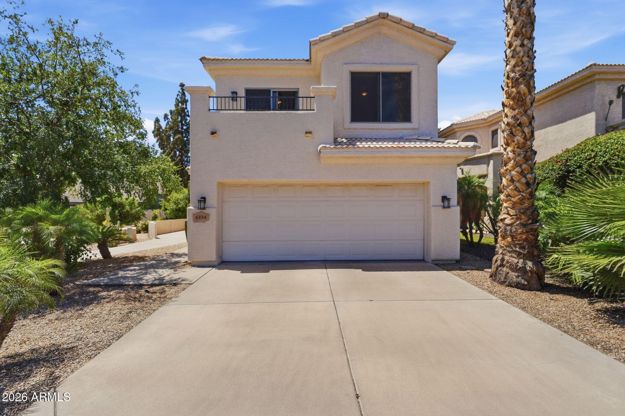 6334 N 6th Way — photo 1