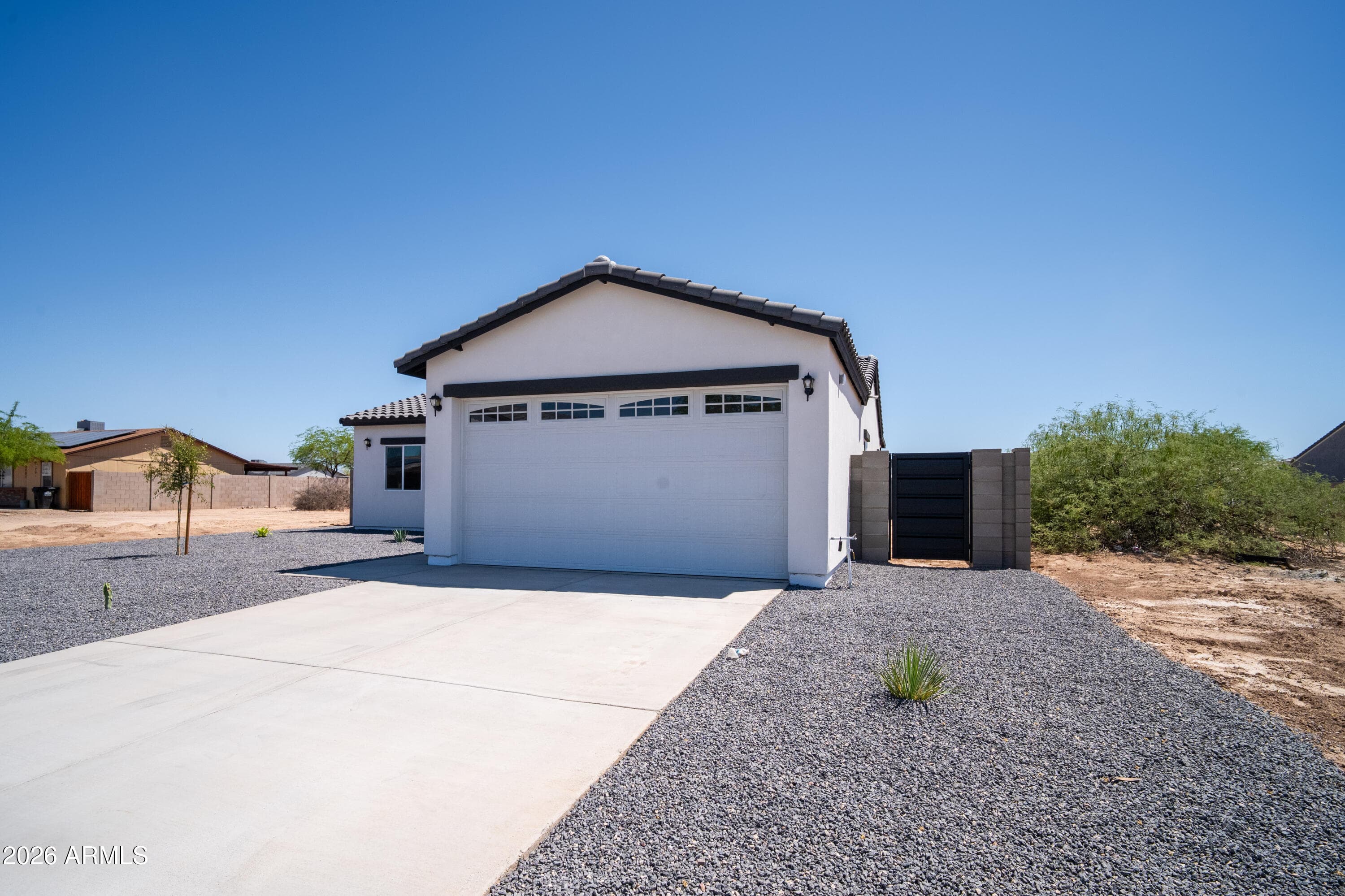9325 W ONEIDA DR - Photo 3