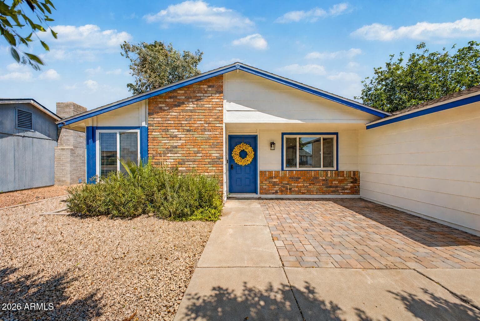 2115 N Central Dr — photo 2