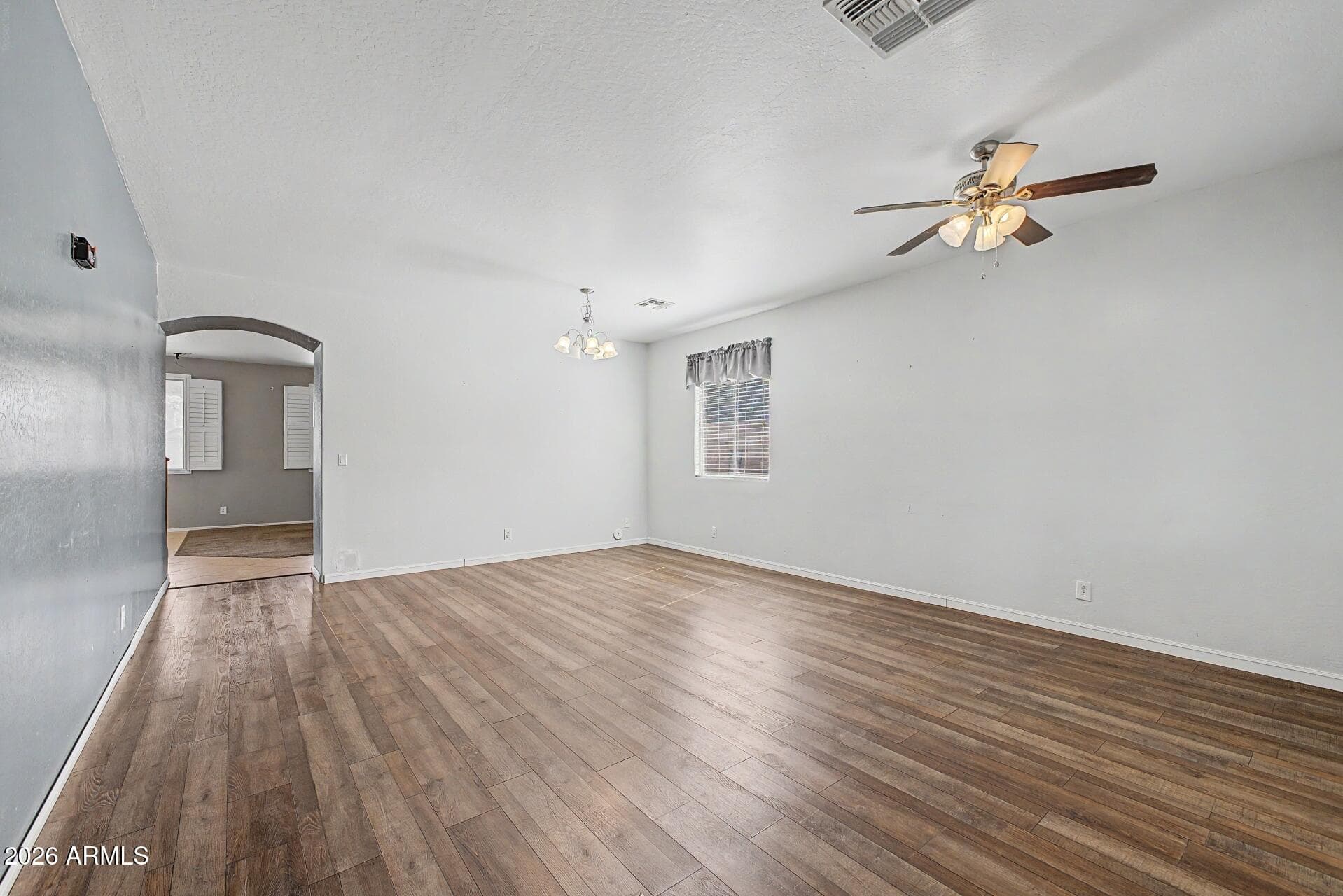 3541 E LONGHORN ST - Photo 4