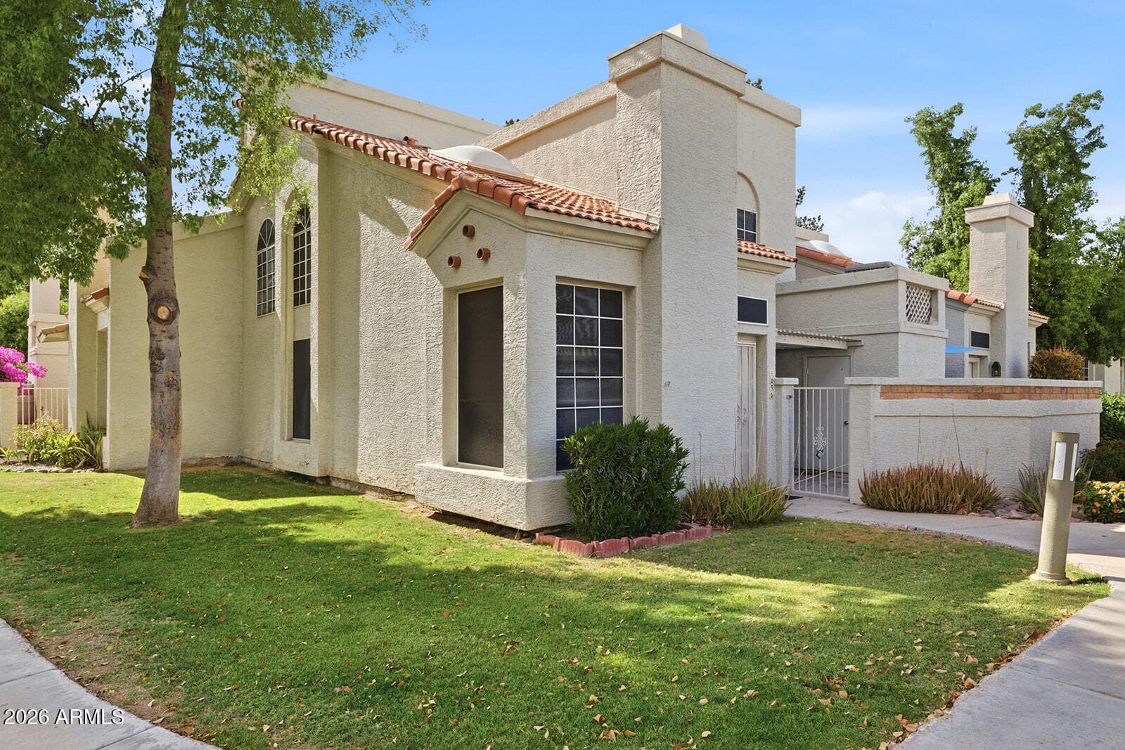 1717 E Union Hills Dr 1096 — photo 1