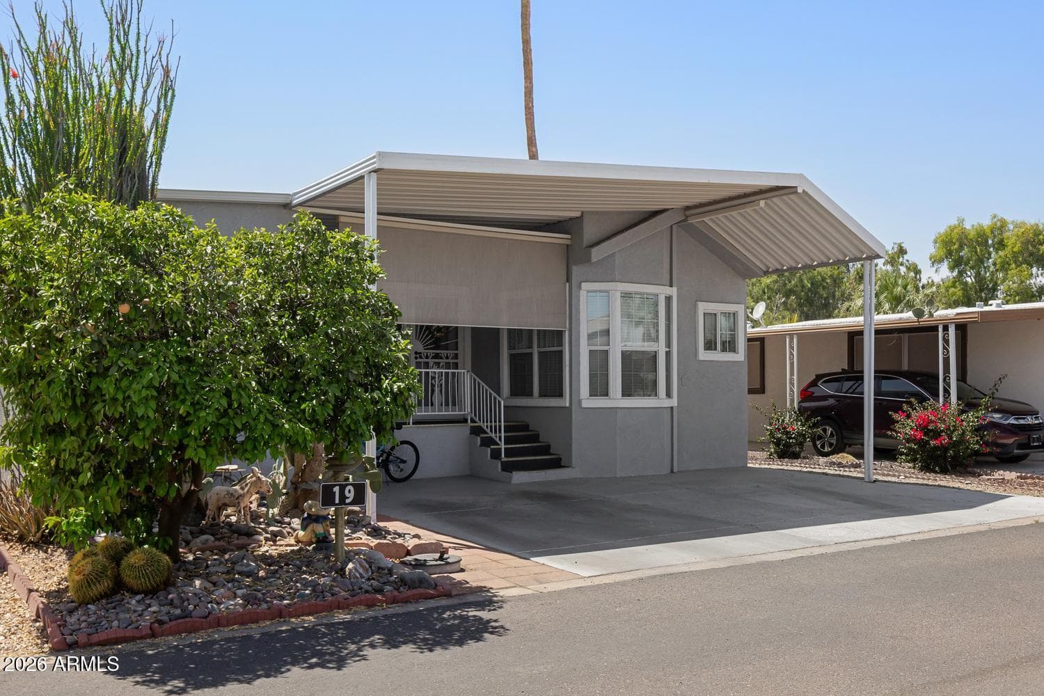 17200 W BELL RD - Photo 1