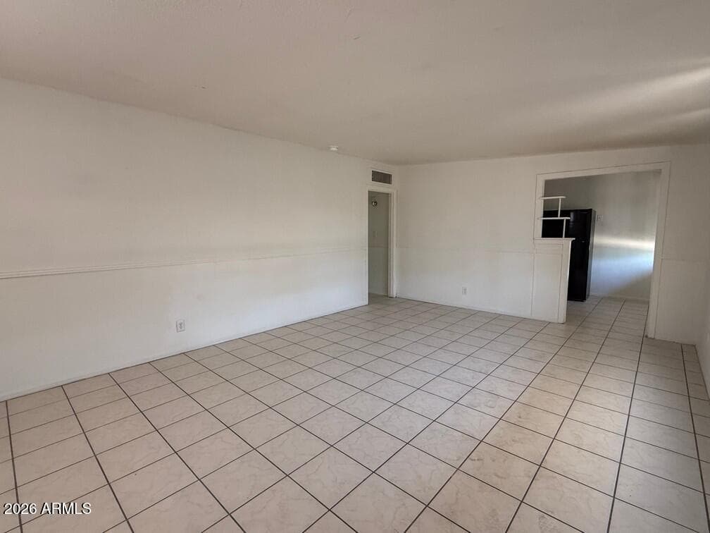 2831 E Osborn Rd — photo 2