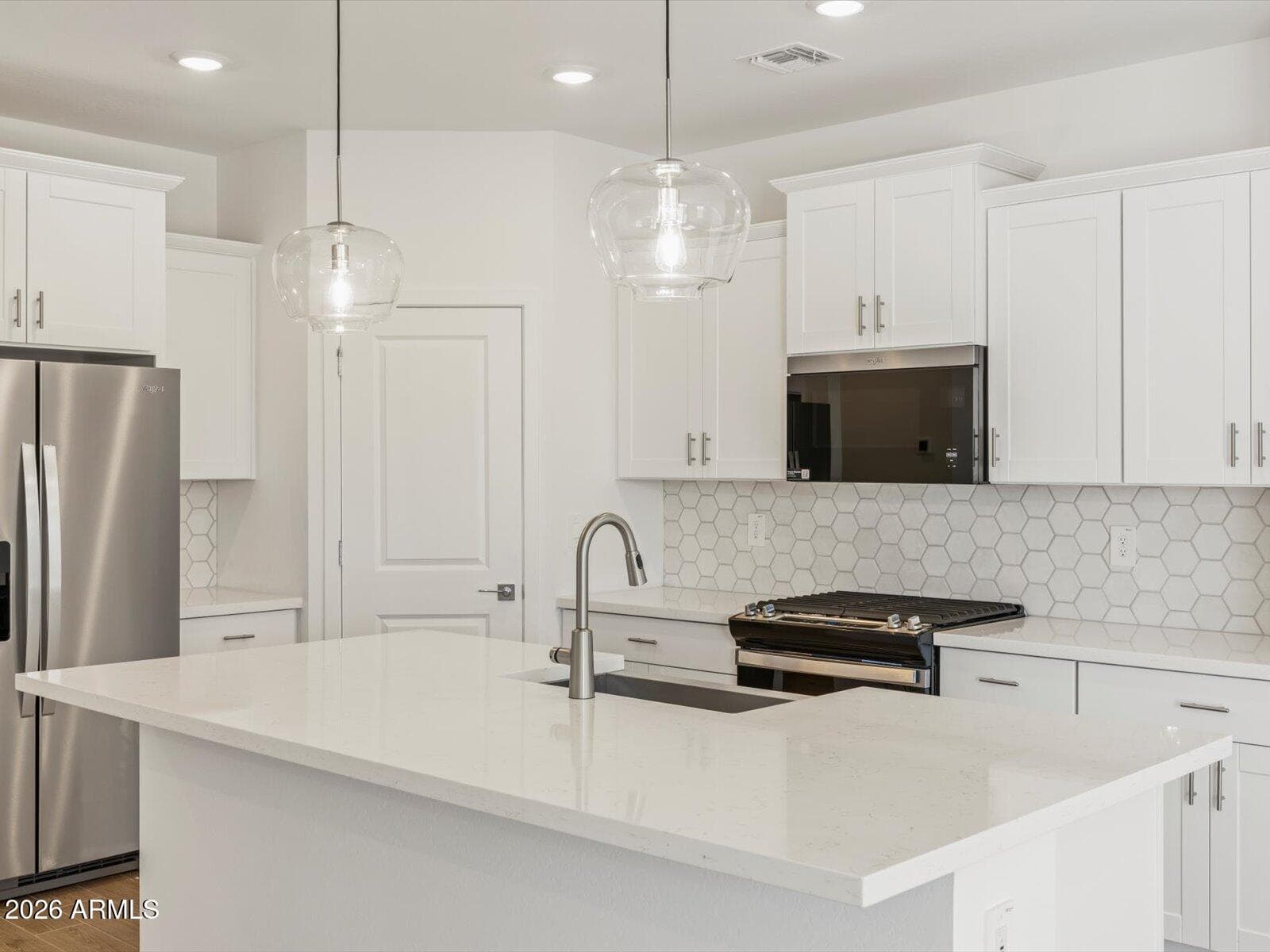 15804 W Cottontail Ln — photo 1
