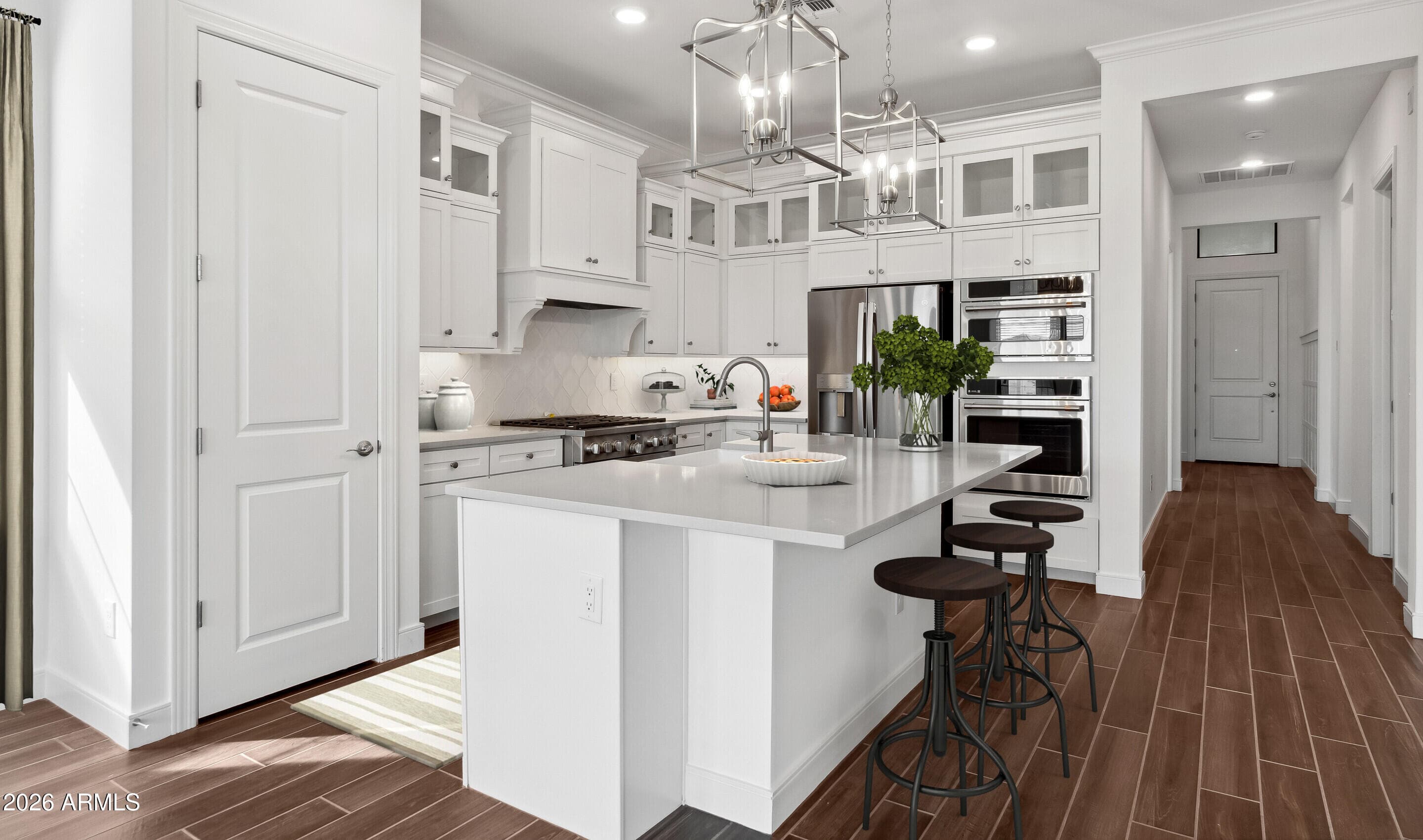 20387 W Clayton Dr — photo 2