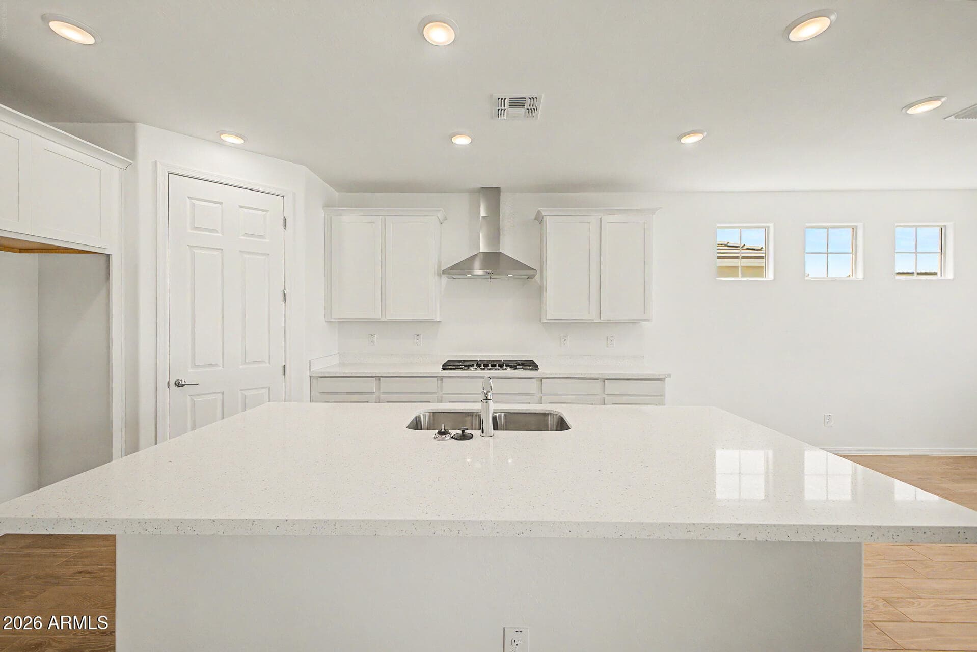 18469 W Cocopah St — photo 2