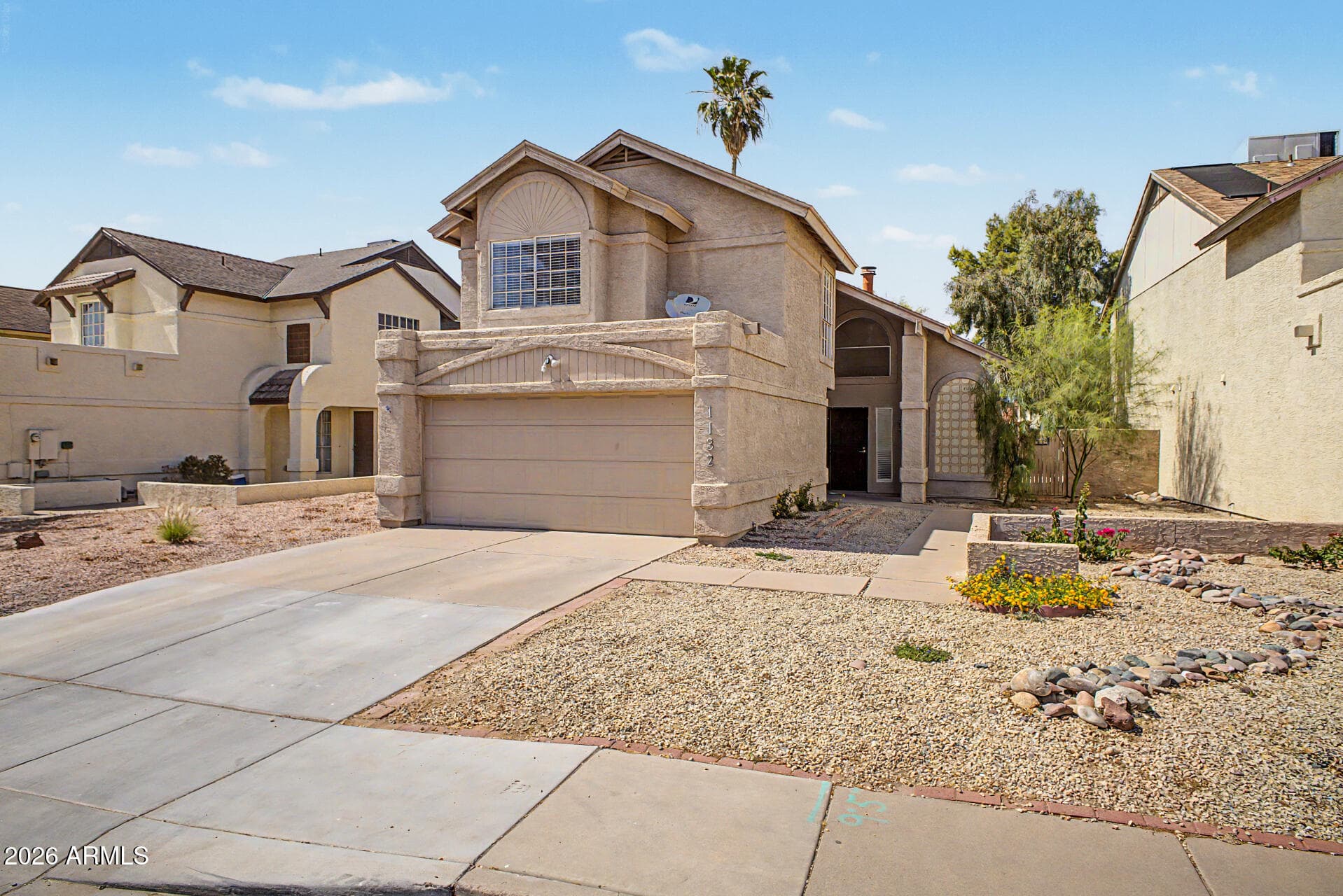 1132 W Calle Del Norte -- — photo 1