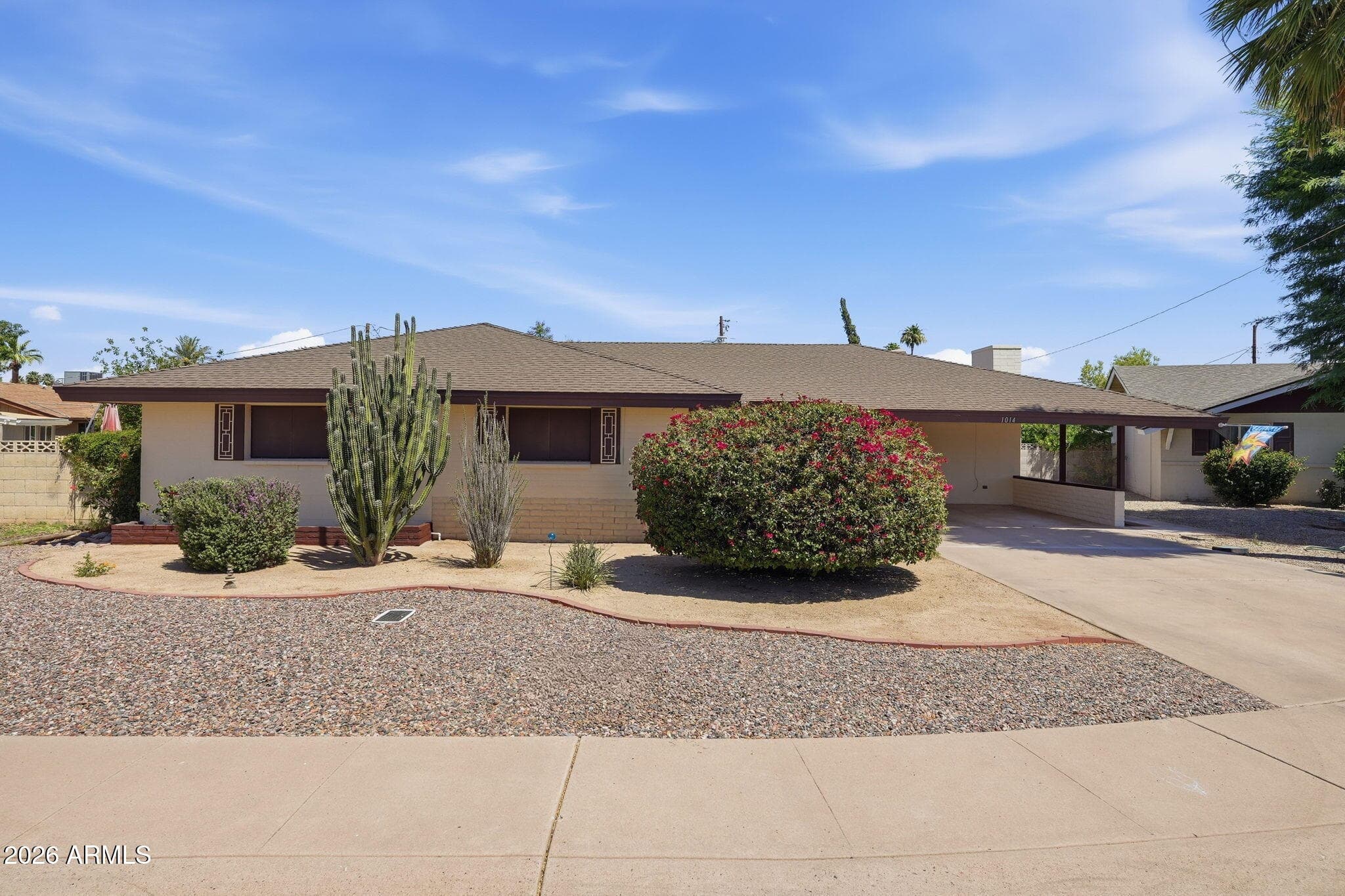 1014 E Balboa Circle — photo 1