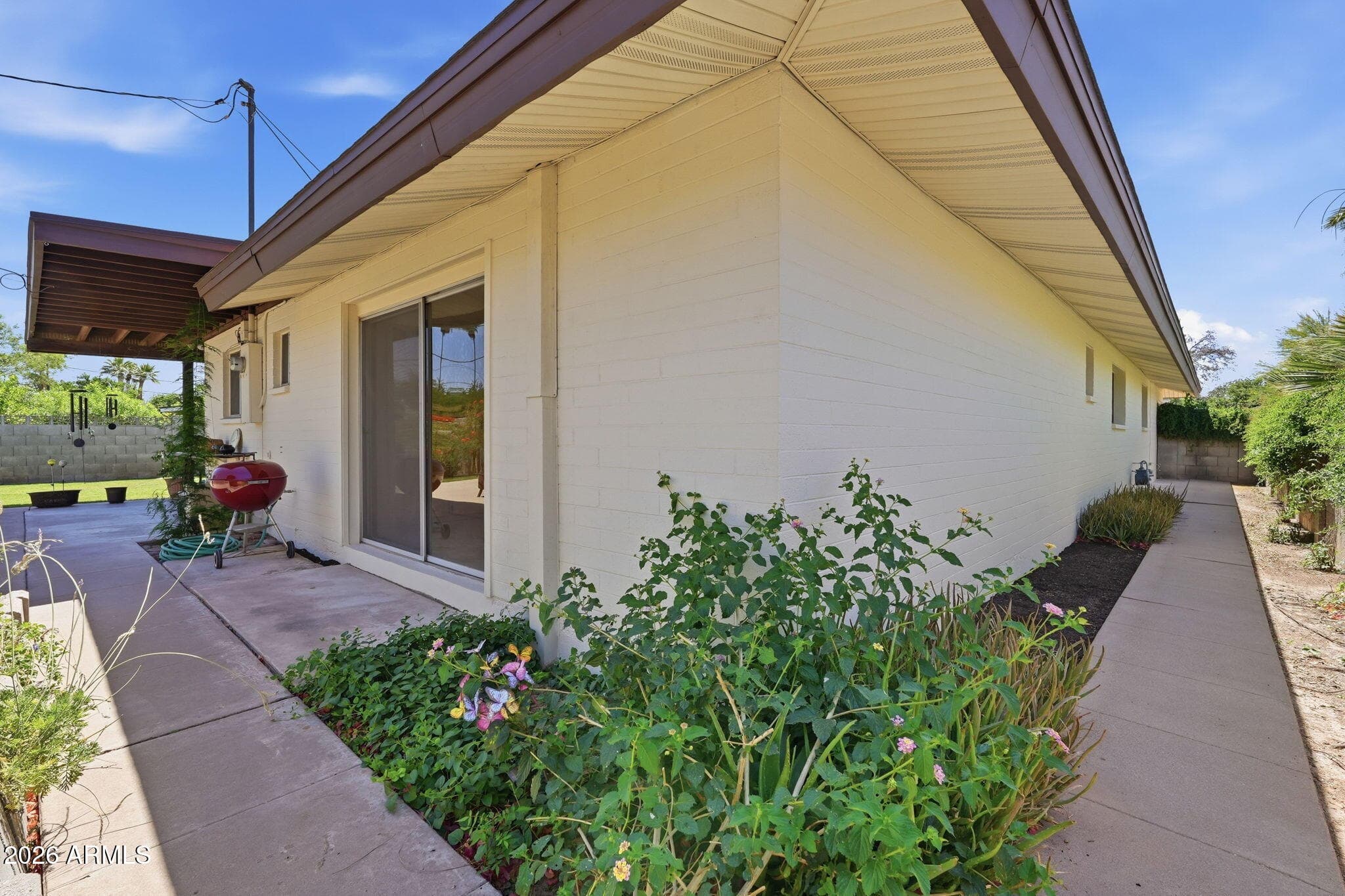 1014 E Balboa Circle — photo 49
