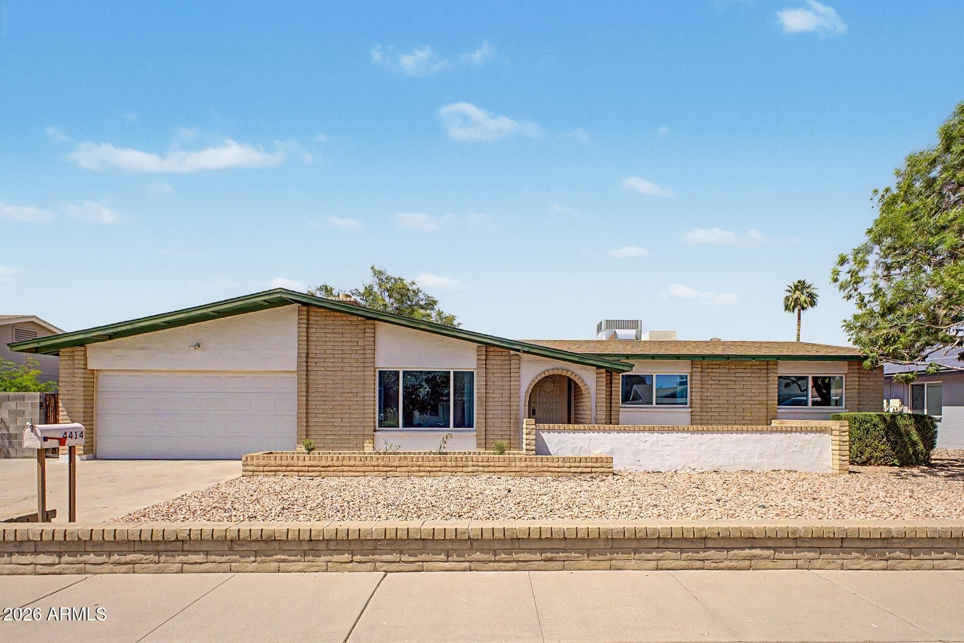 4414 W VOGEL AVE - Photo 1
