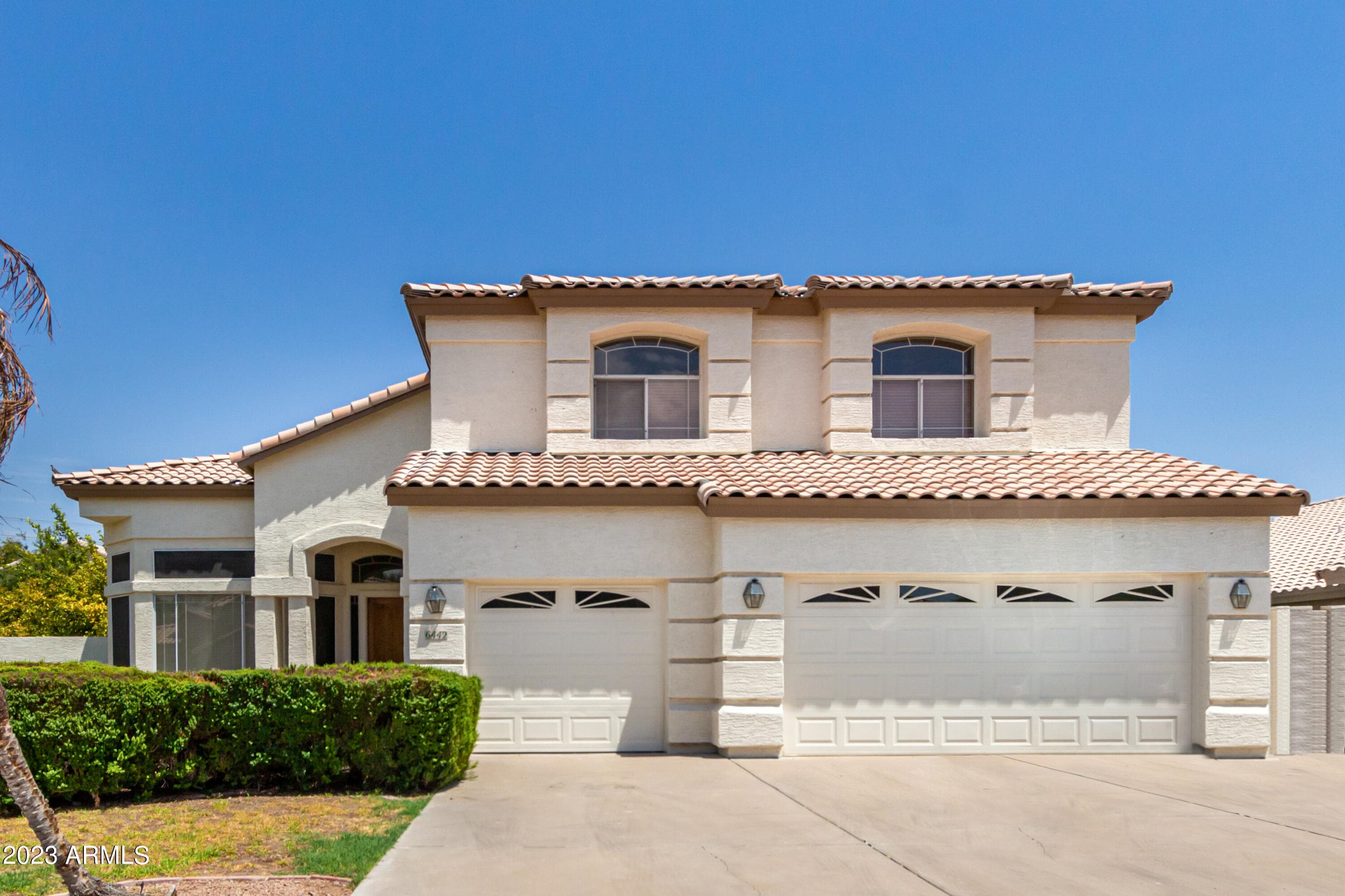 6442 W Victoria Ln — photo 1