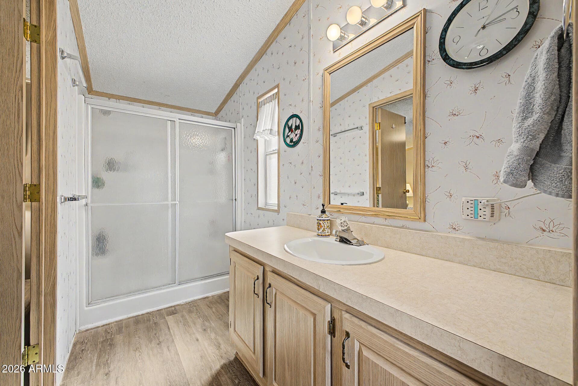 9333 E UNIVERSITY DR - Photo 5
