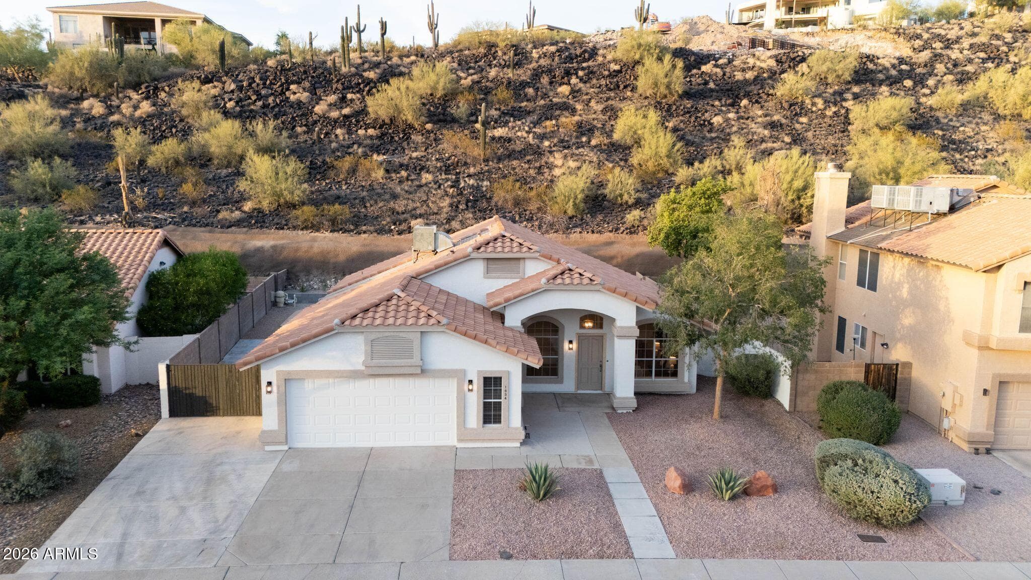 1634 W Acoma Dr — photo 1