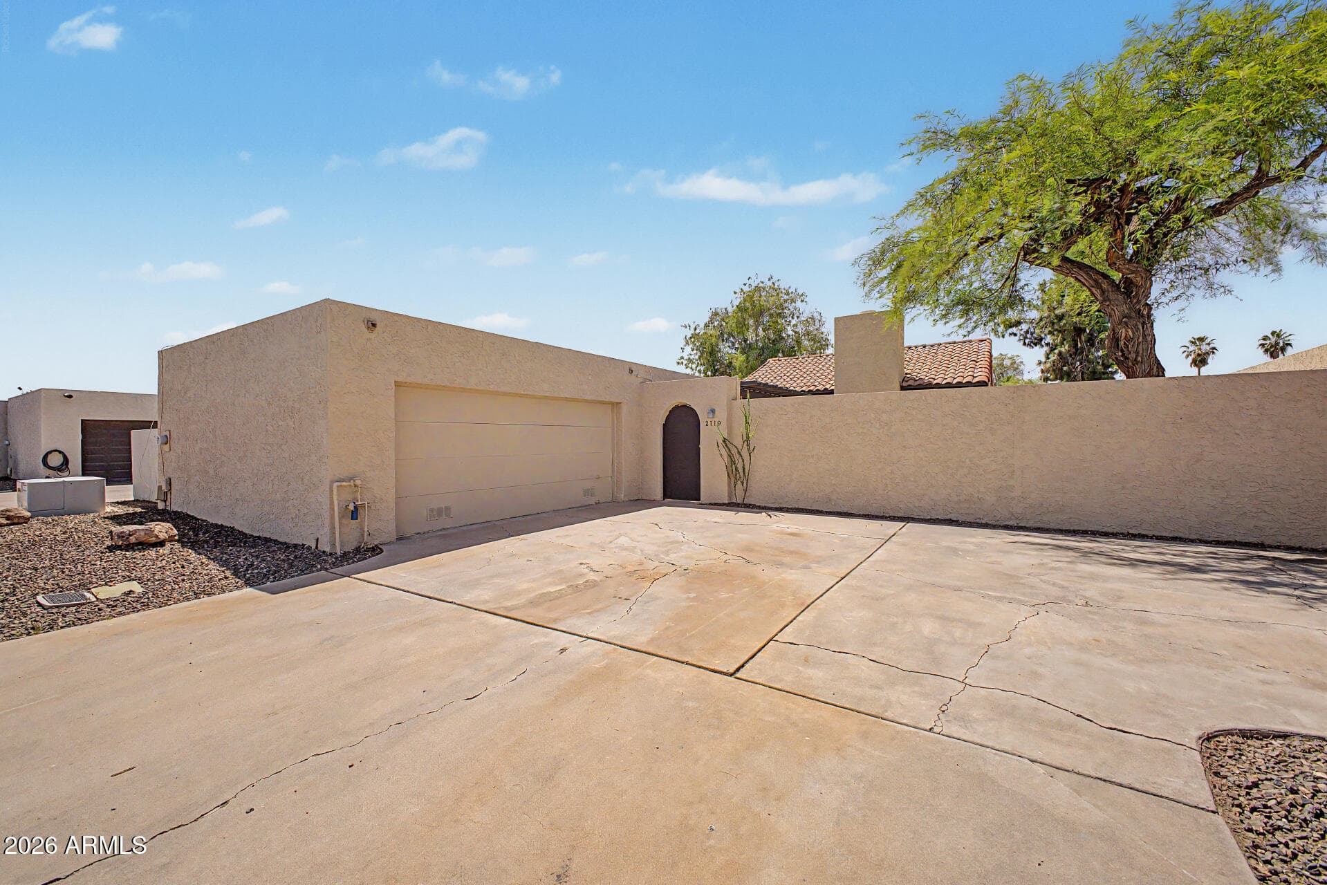 2119 E Alameda Dr — photo 1