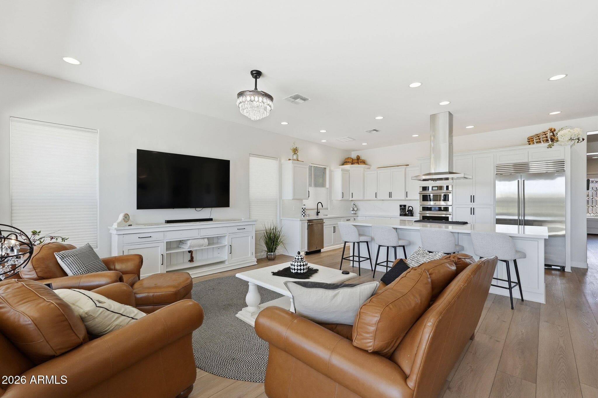 261 E BRACCIANO AVE - Photo 5