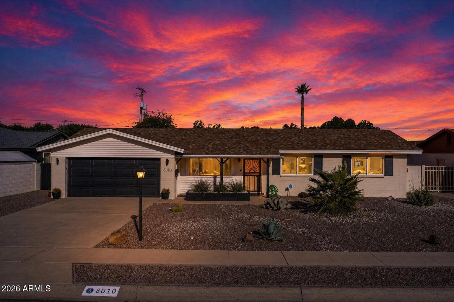 3010 E Yucca St — photo 1