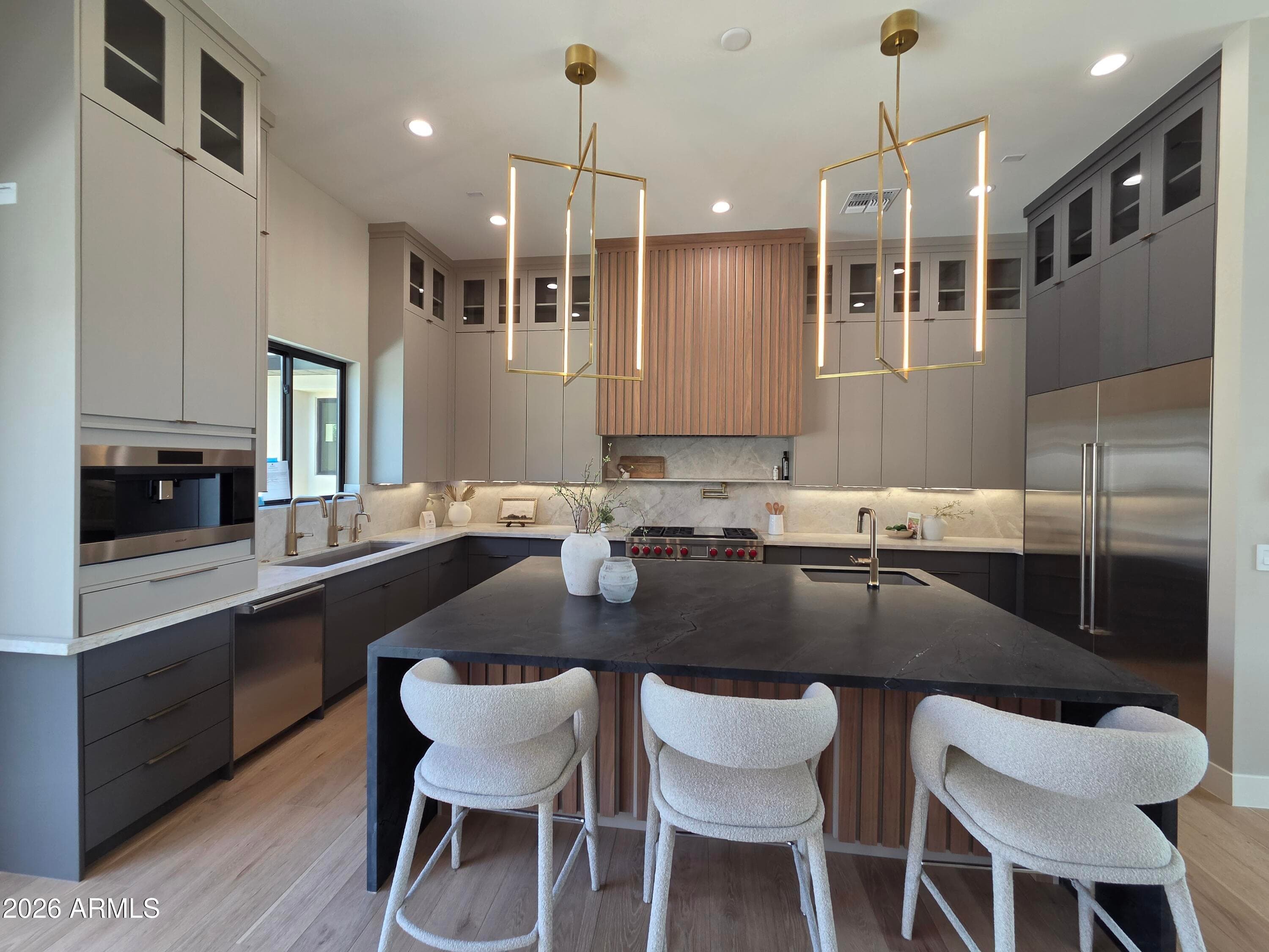 4332 E VERMONT AVE - Photo 5