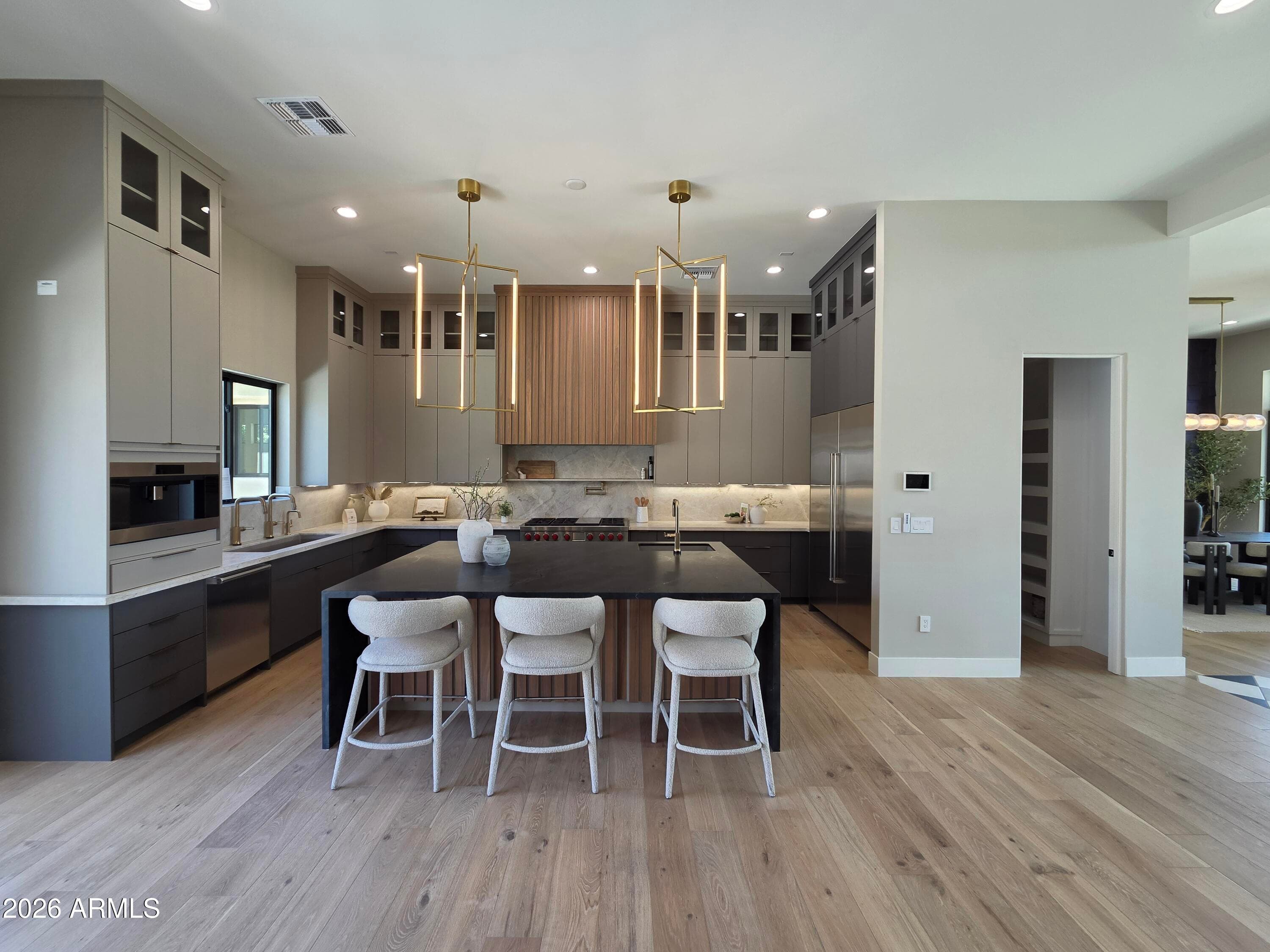 4332 E VERMONT AVE - See more photos