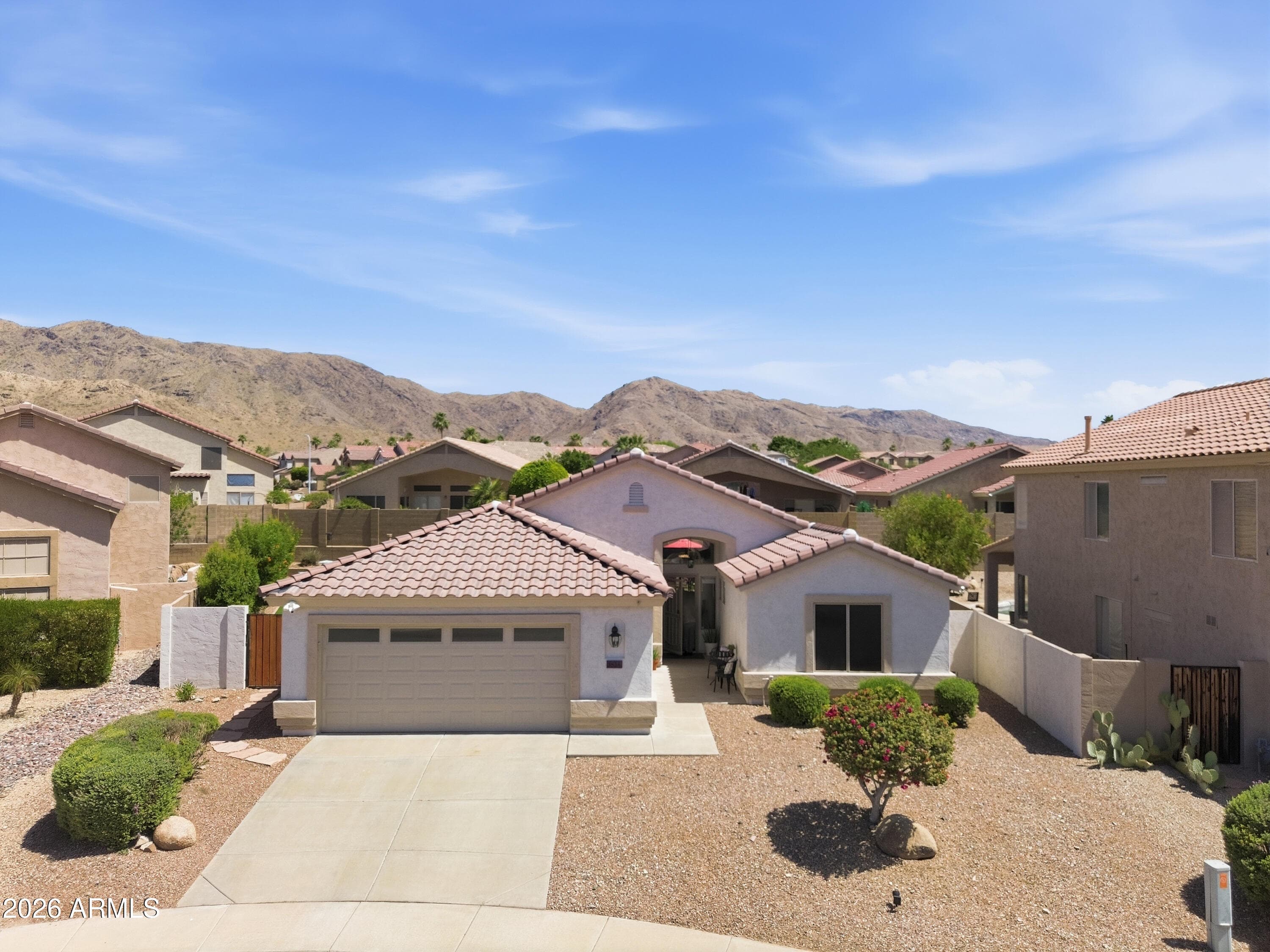 1834 W Amberwood Dr — photo 1