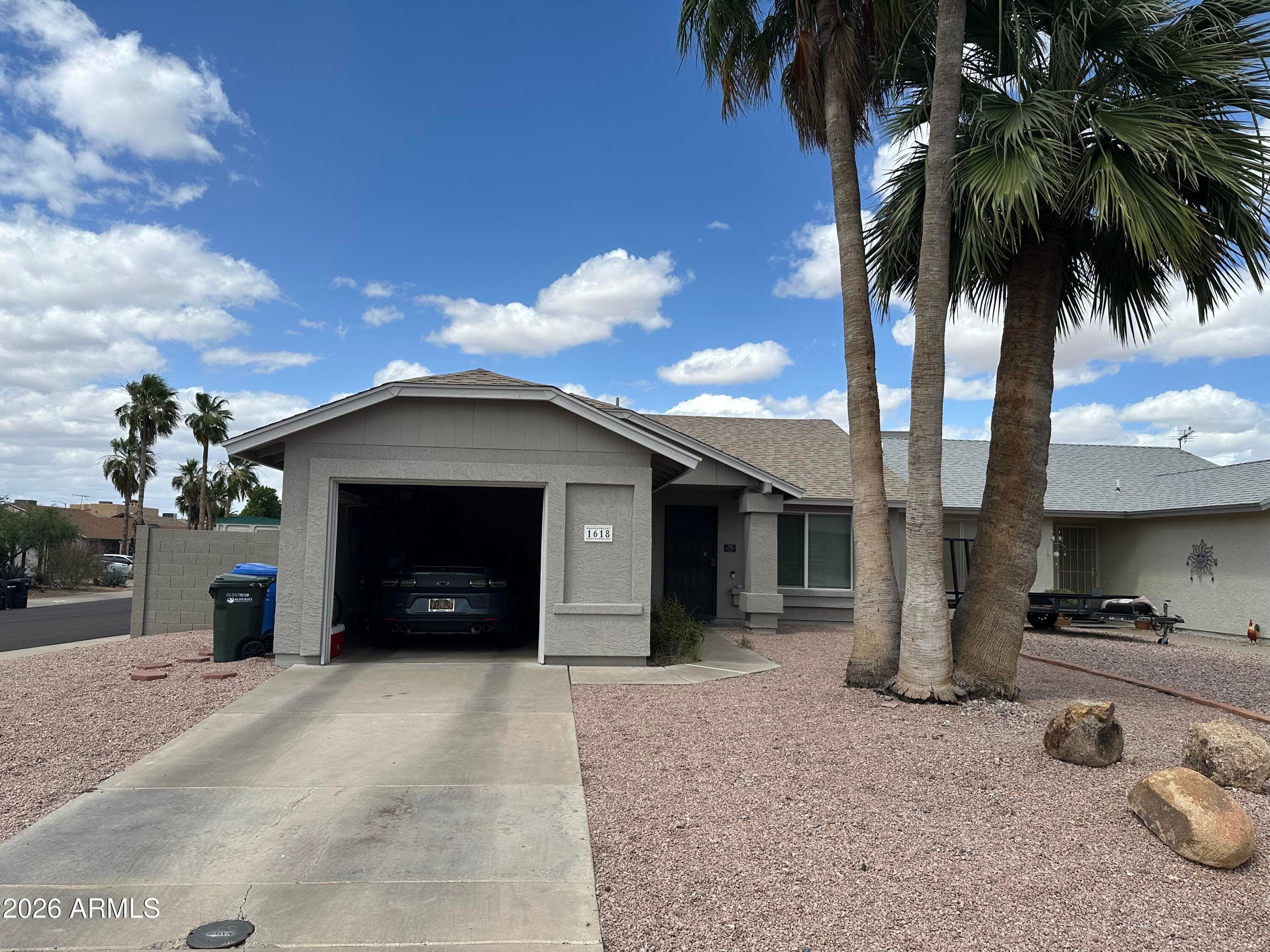 1618 E BEVERLY LN - Photo 1