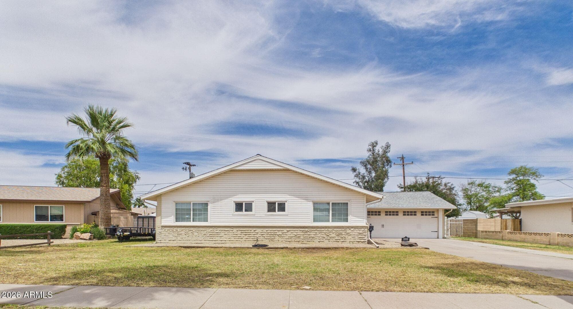 3122 E SHANGRI LA RD - Photo 2