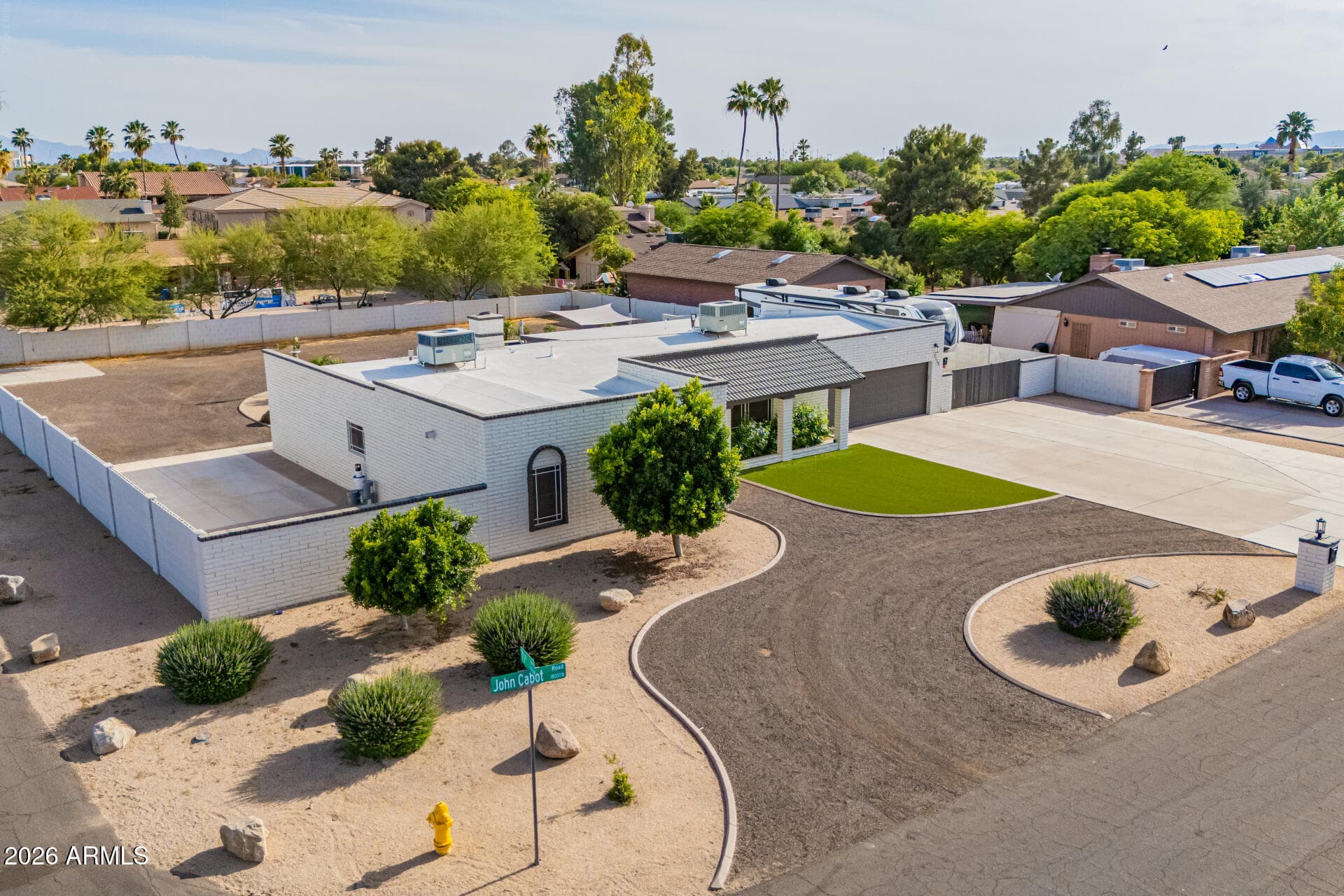 7115 W JOHN CABOT RD - Photo 3