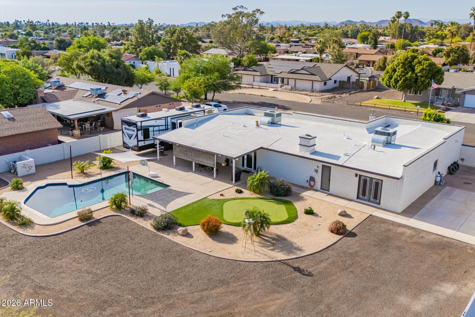 7115 W JOHN CABOT RD - Photo 4