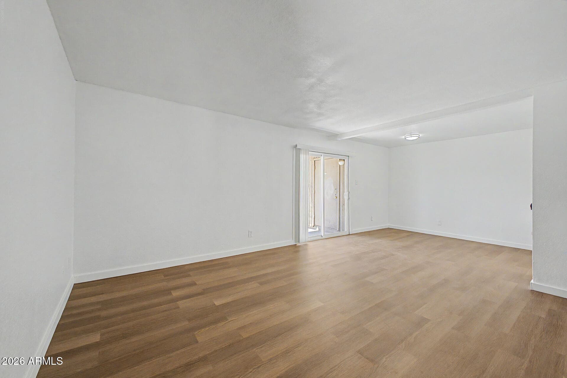 3810 N MARYVALE PARKWAY - Photo 5