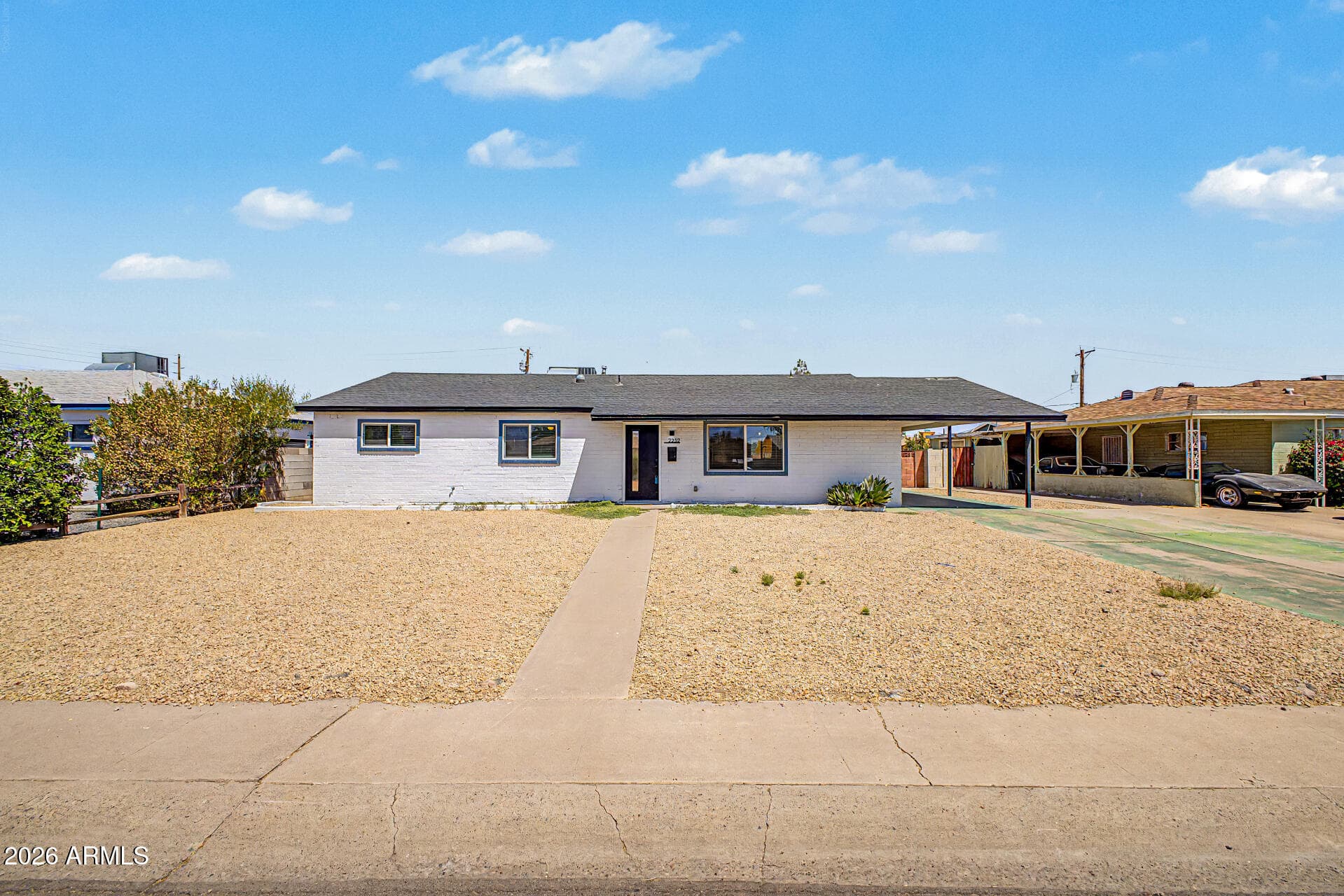 2232 W San Miguel Ave — photo 1