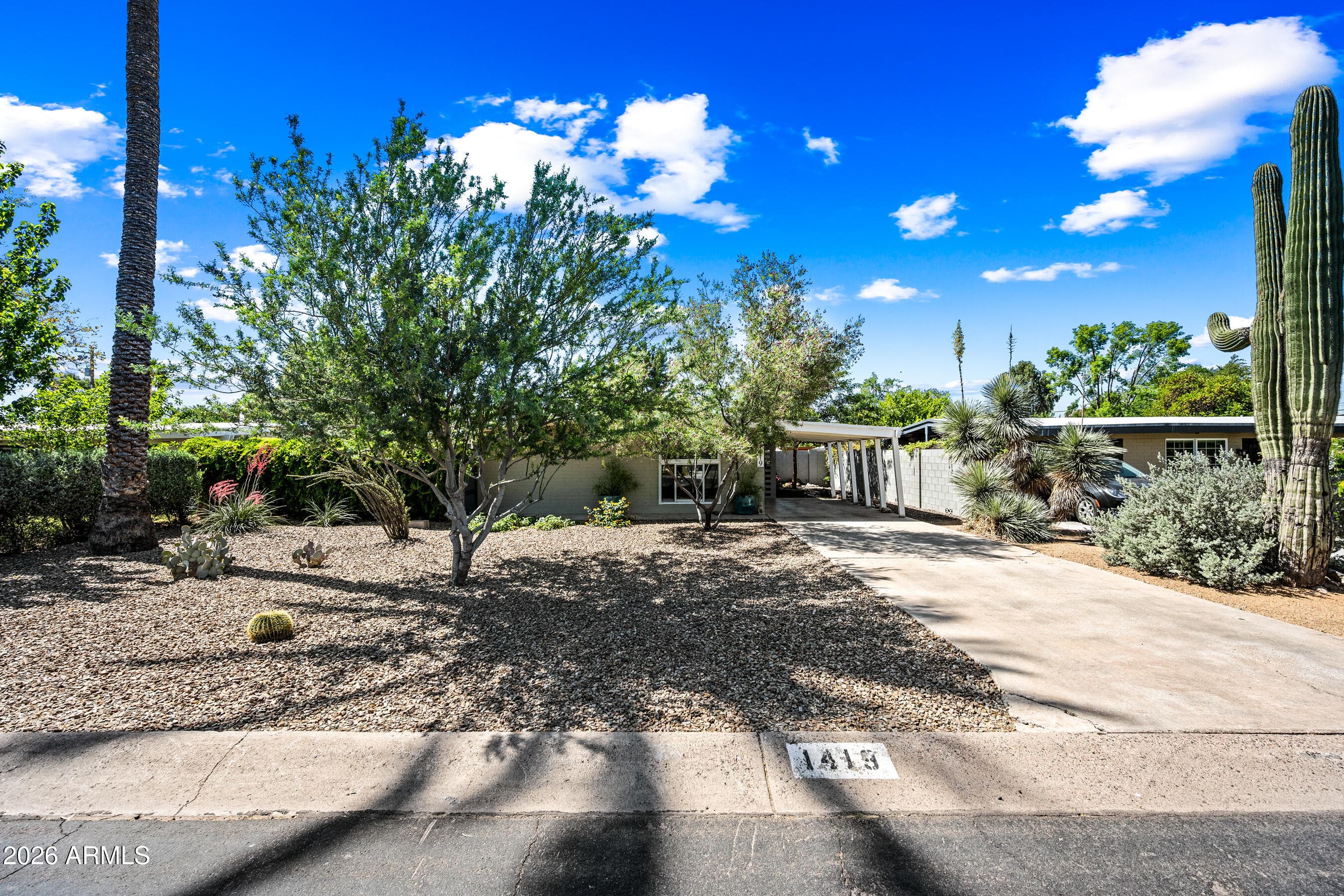 1419 E RANCHO DR - Photo 1