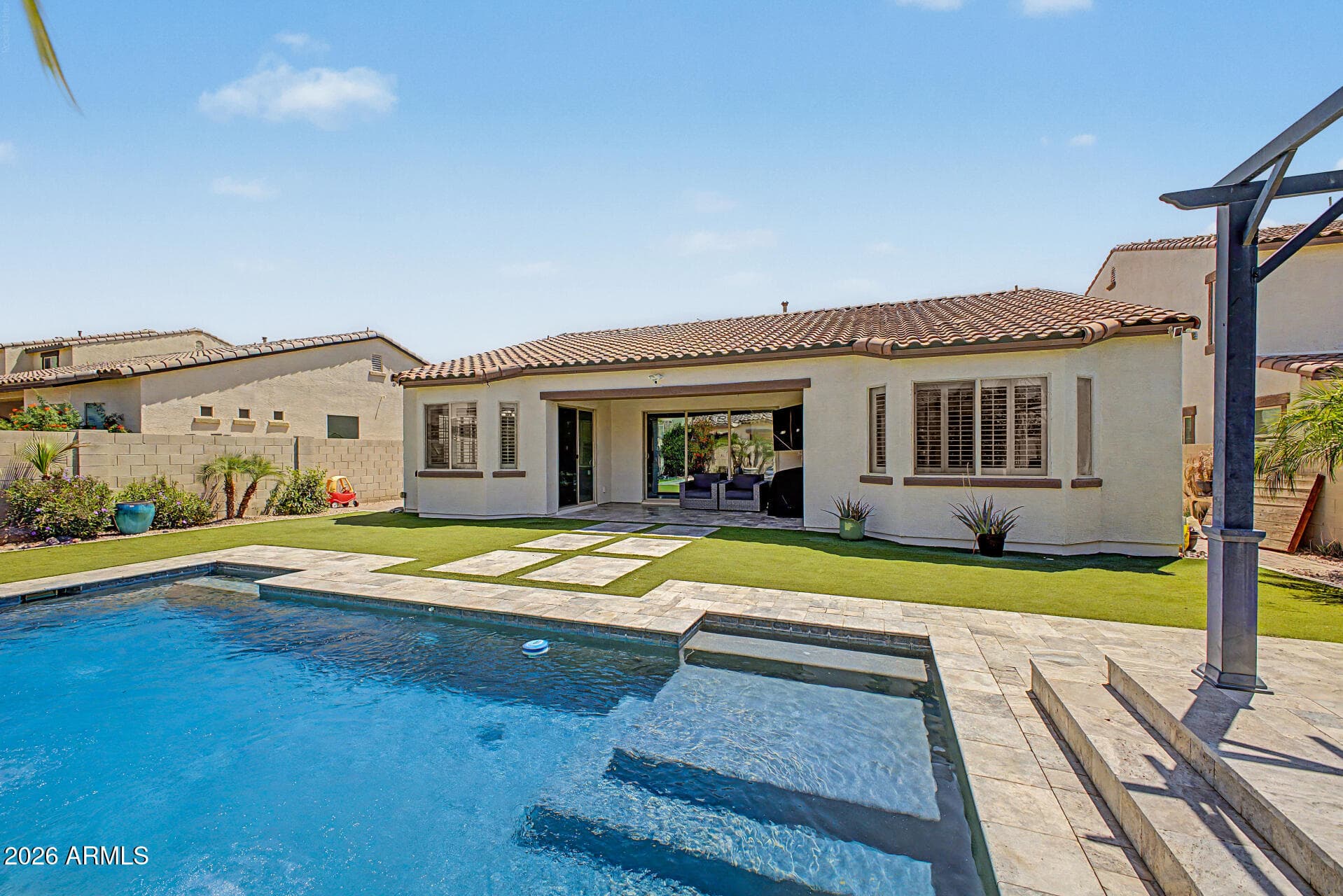 2558 E Aloe Pl — photo 38