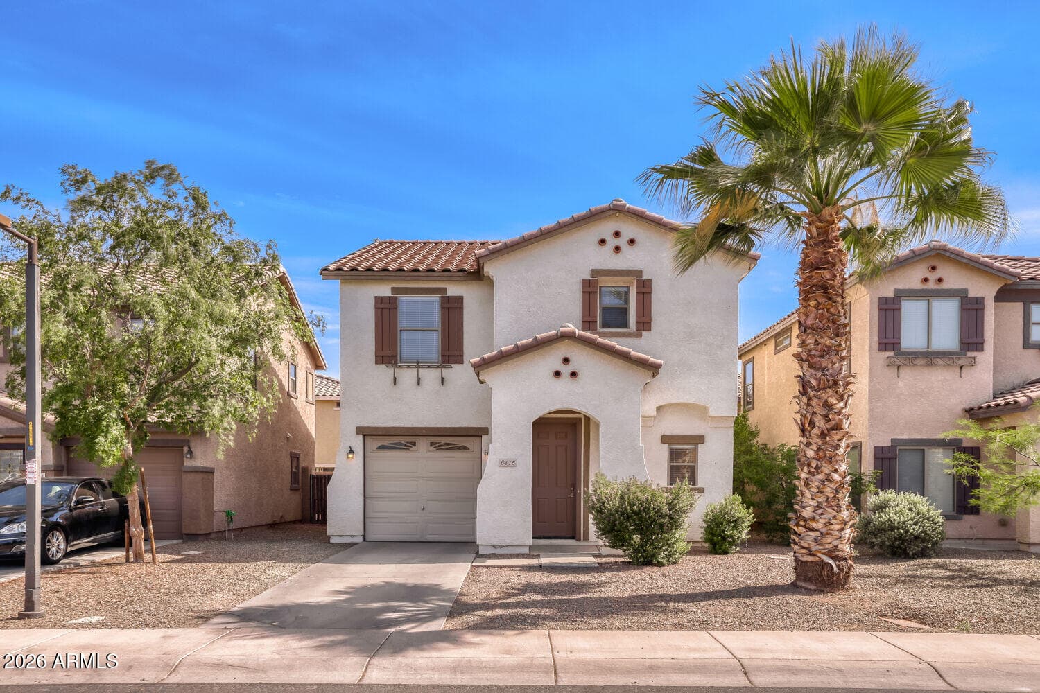 6415 W Sophie Ln — photo 1