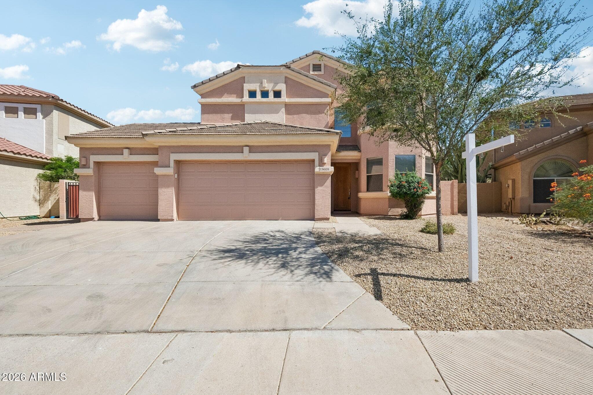 13609 W Alvarado Dr — photo 1