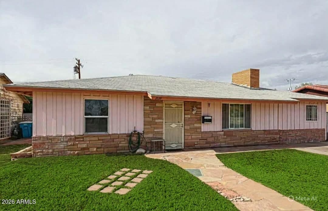 1818 N 21st Pl — photo 2