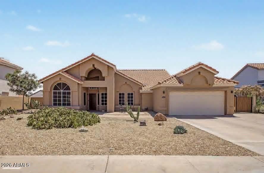 3107 E Nance St — photo 2