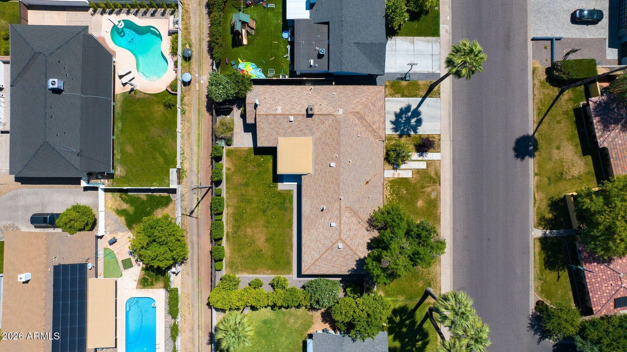 3312 E Glenrosa Ave — photo 18