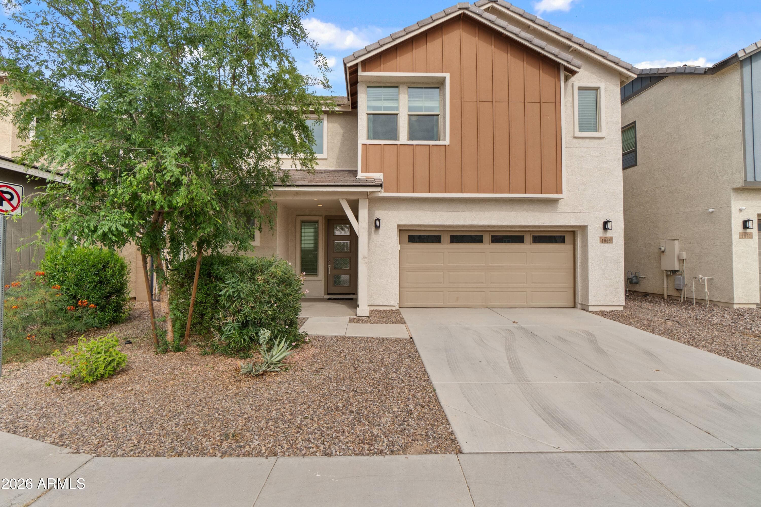 1065 S Tumbleweed Ln — photo 1