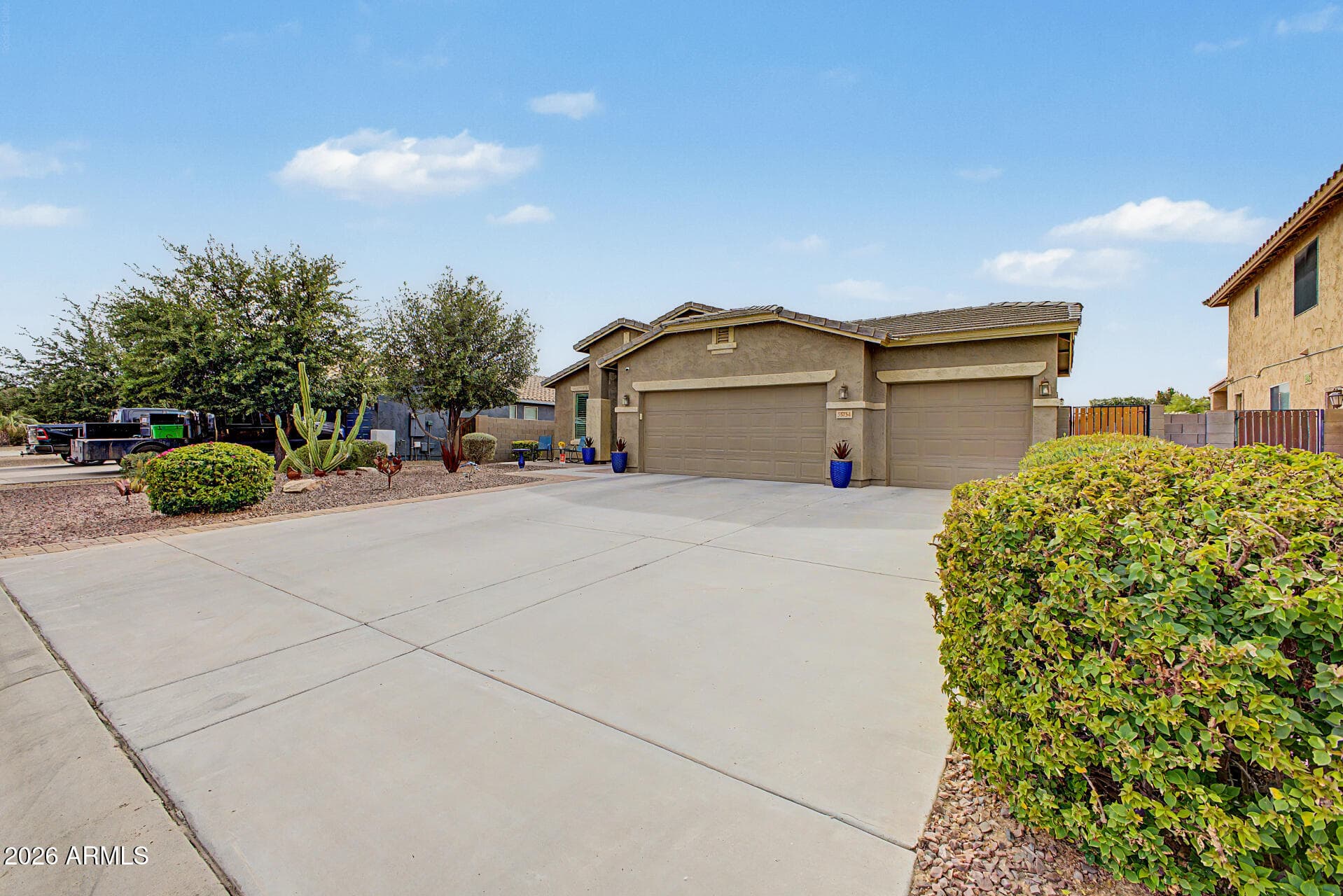 35754 N Vidlak Dr — photo 1