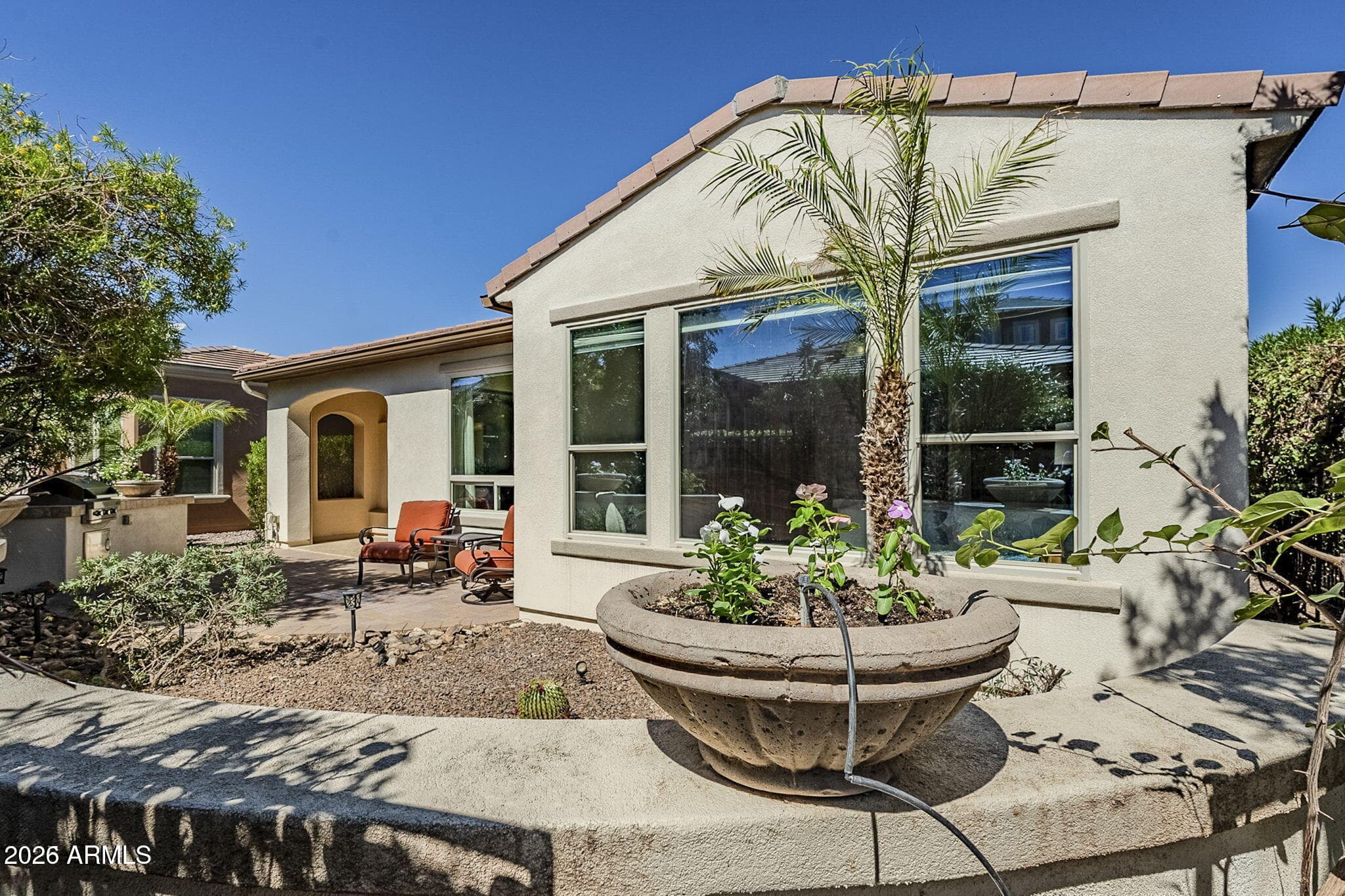 1609 E HESPERUS WAY - Photo 2