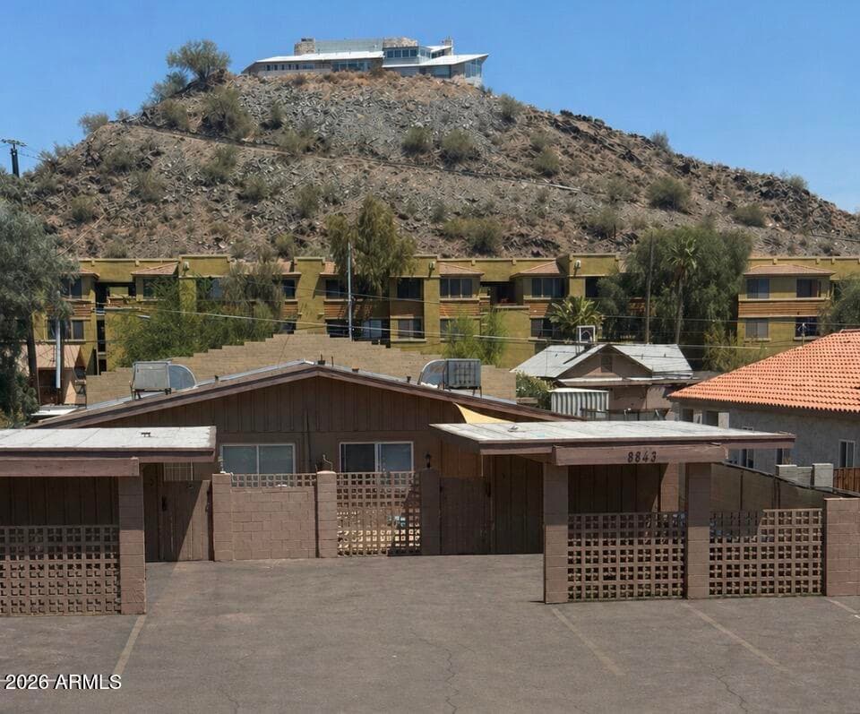 9643 N 10TH AVE - Photo 1