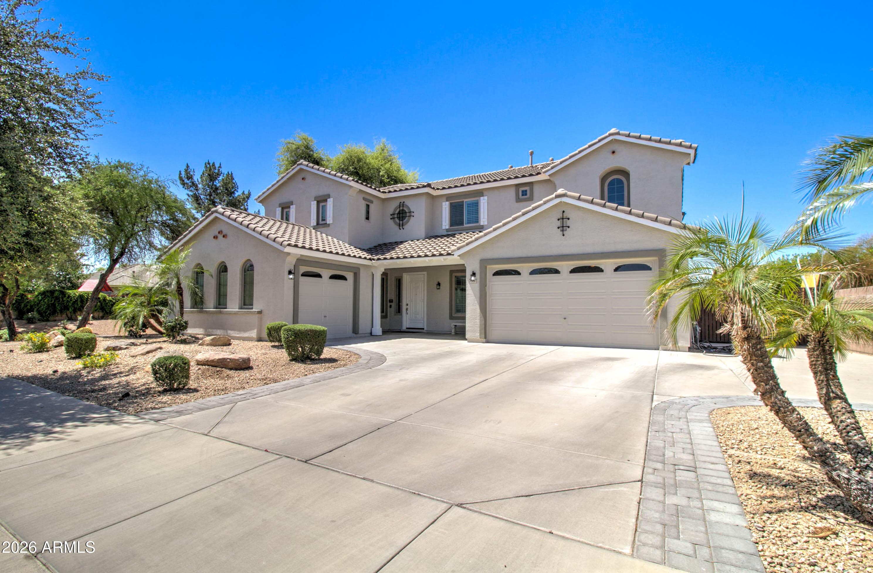 19047 E Raven Dr — photo 1