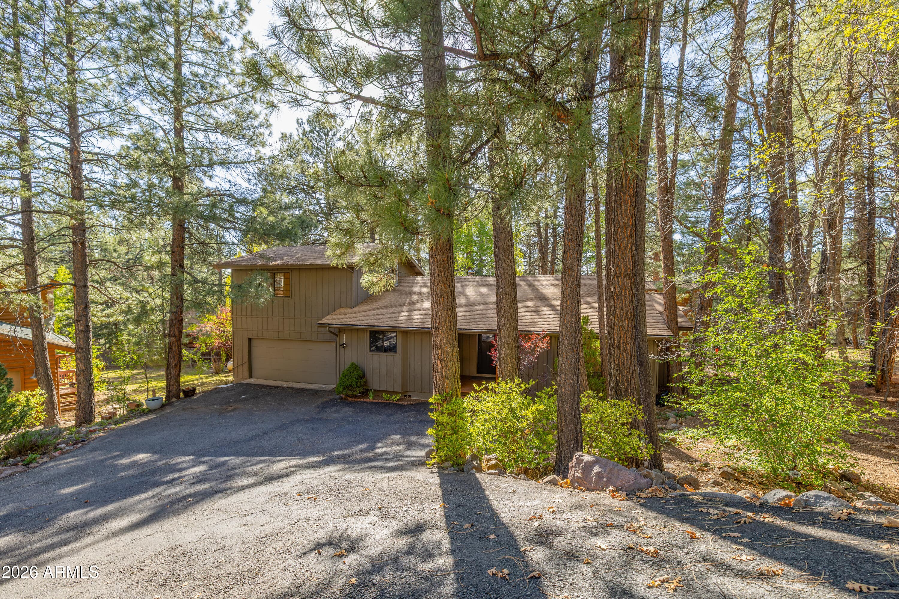 1253 E Raintree Pl — photo 1