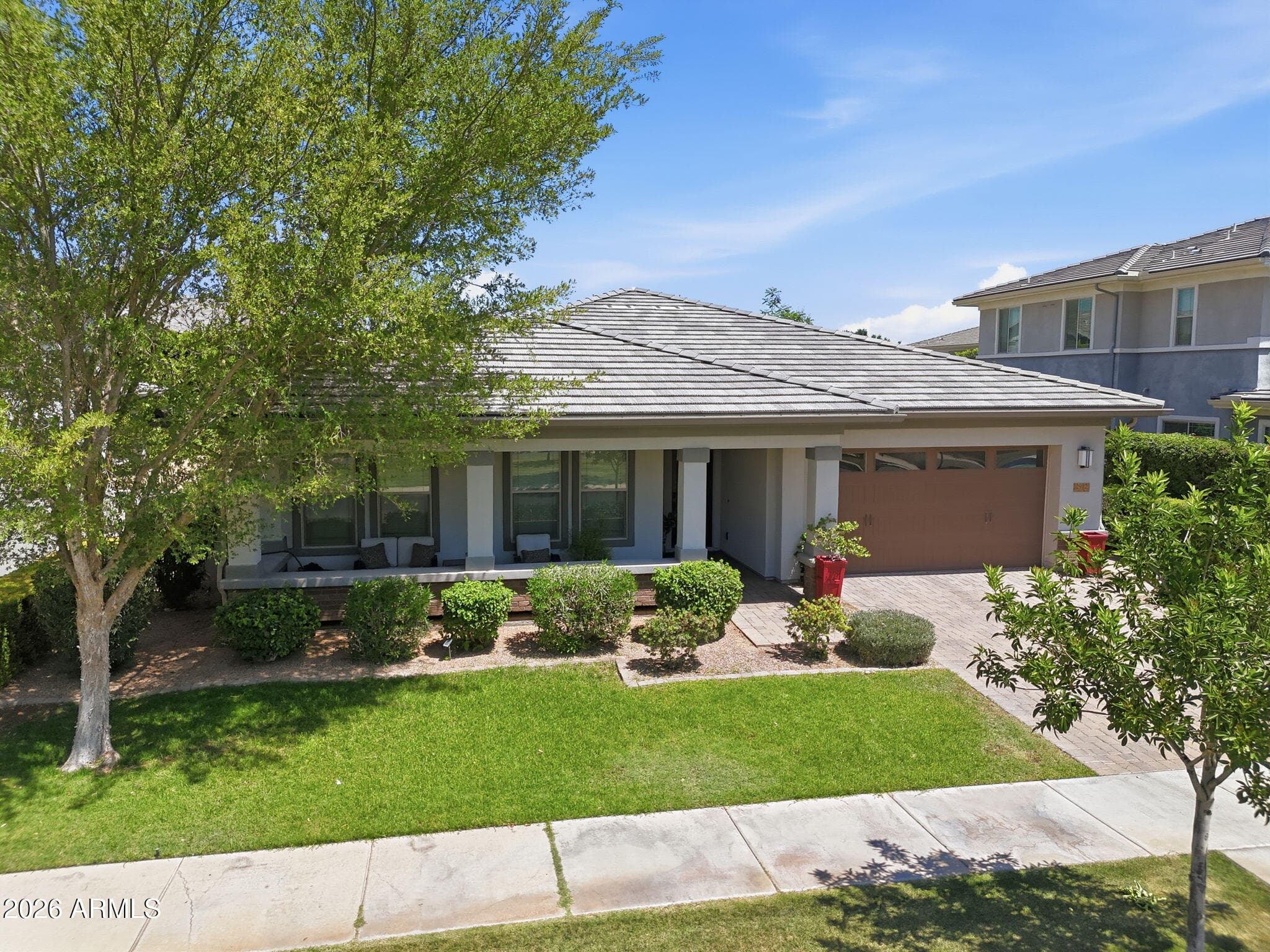 2912 E BLOOMFIELD PARKWAY - Photo 1